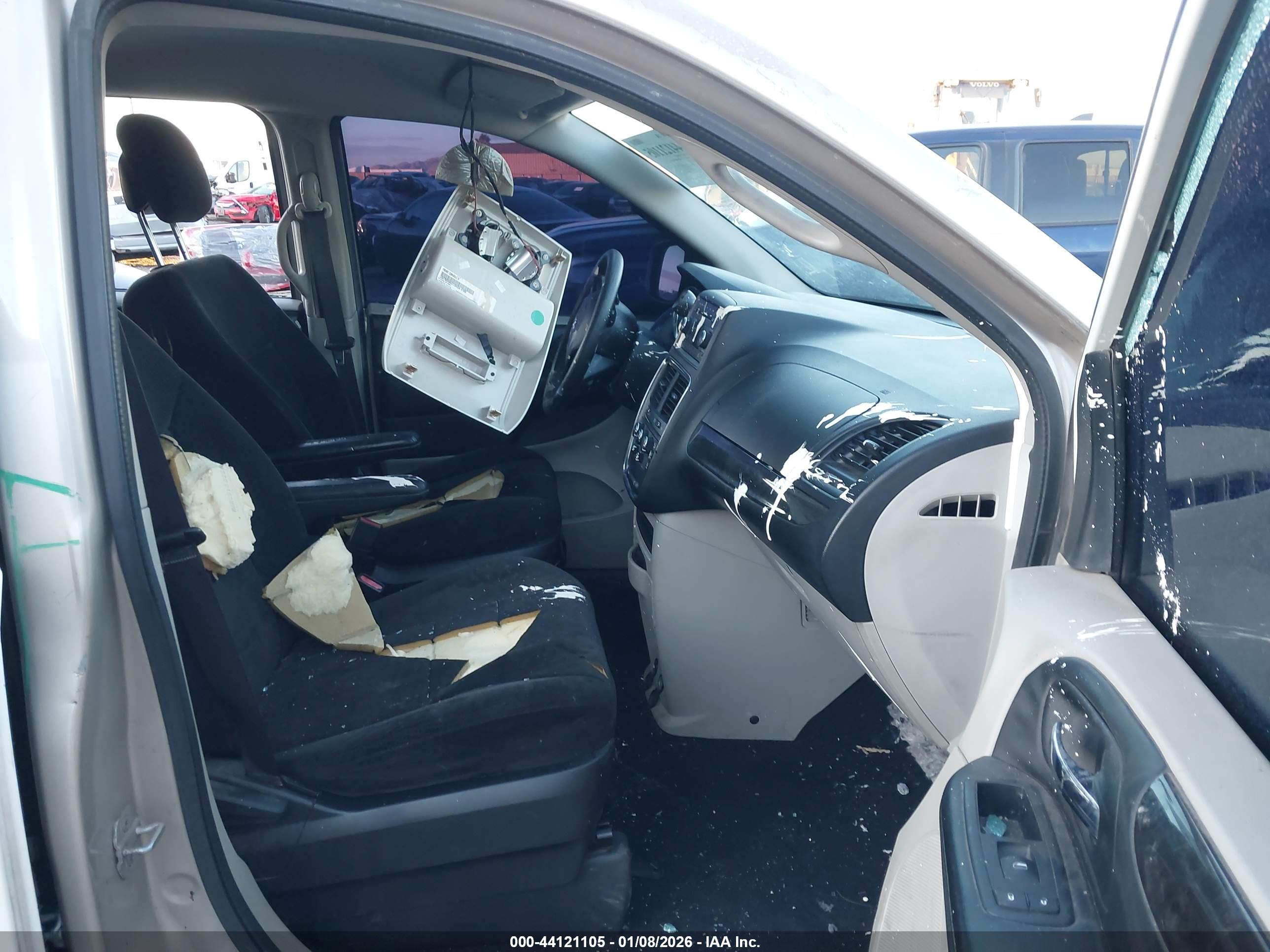 DODGE GRAND image 5