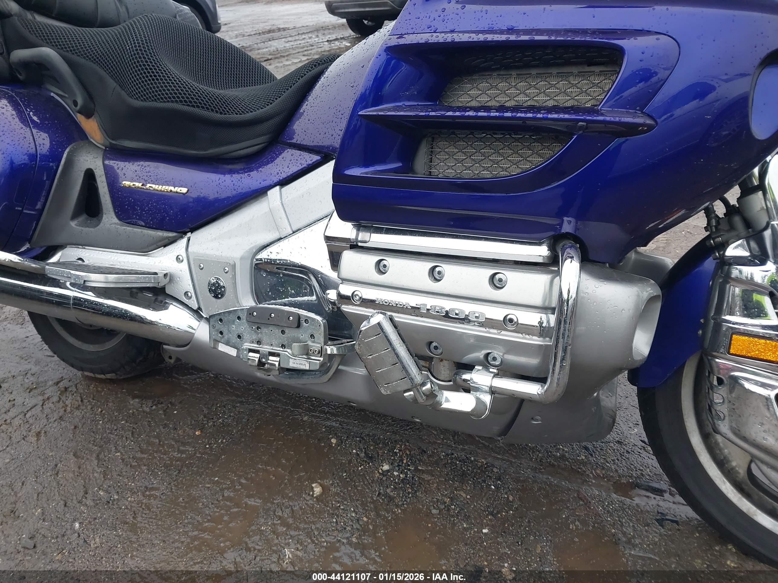 HONDA GL1800 image 8