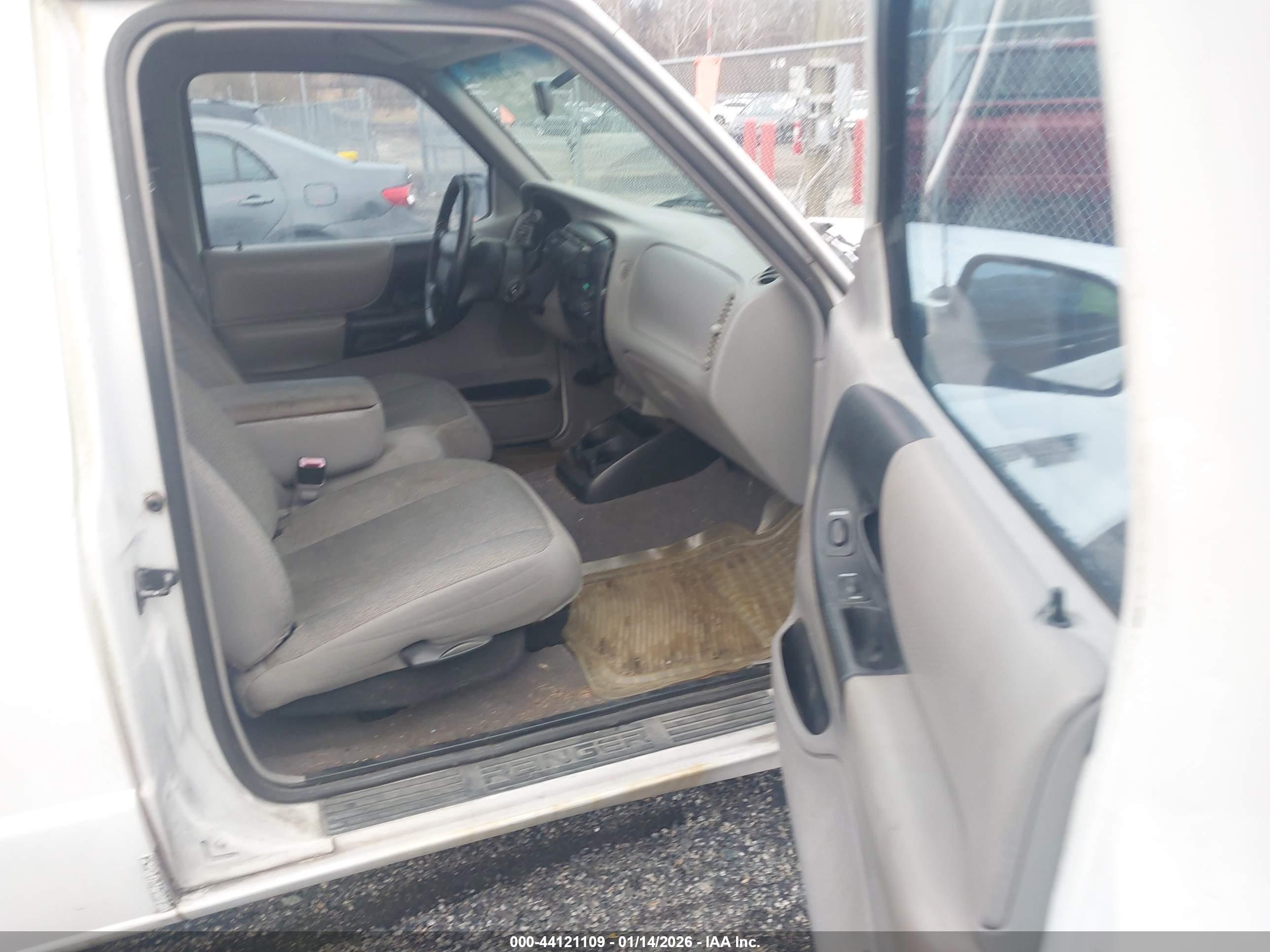 FORD RANGER image 5