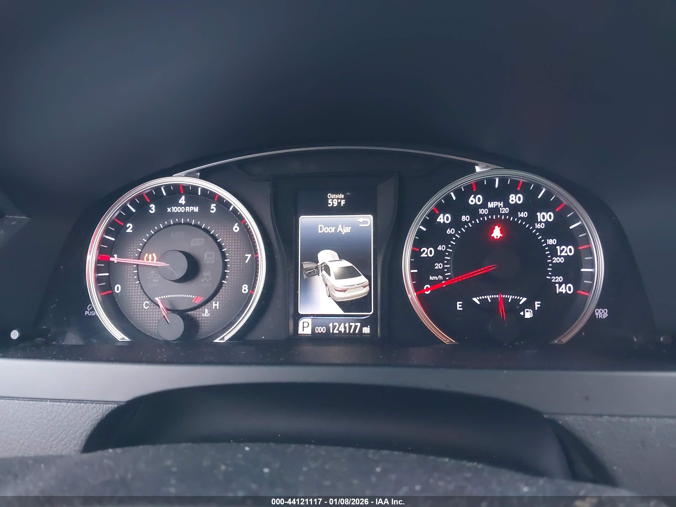 TOYOTA CAMRY image 7