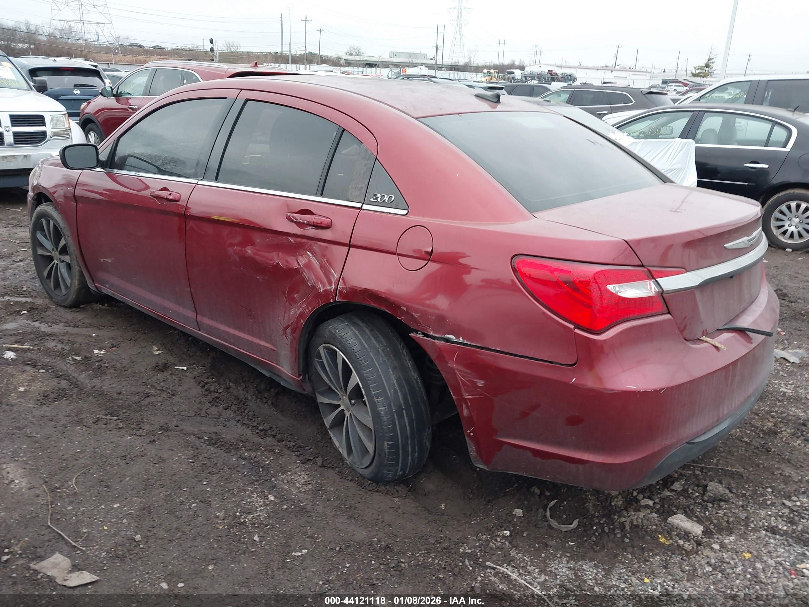 CHRYSLER 200 image 3