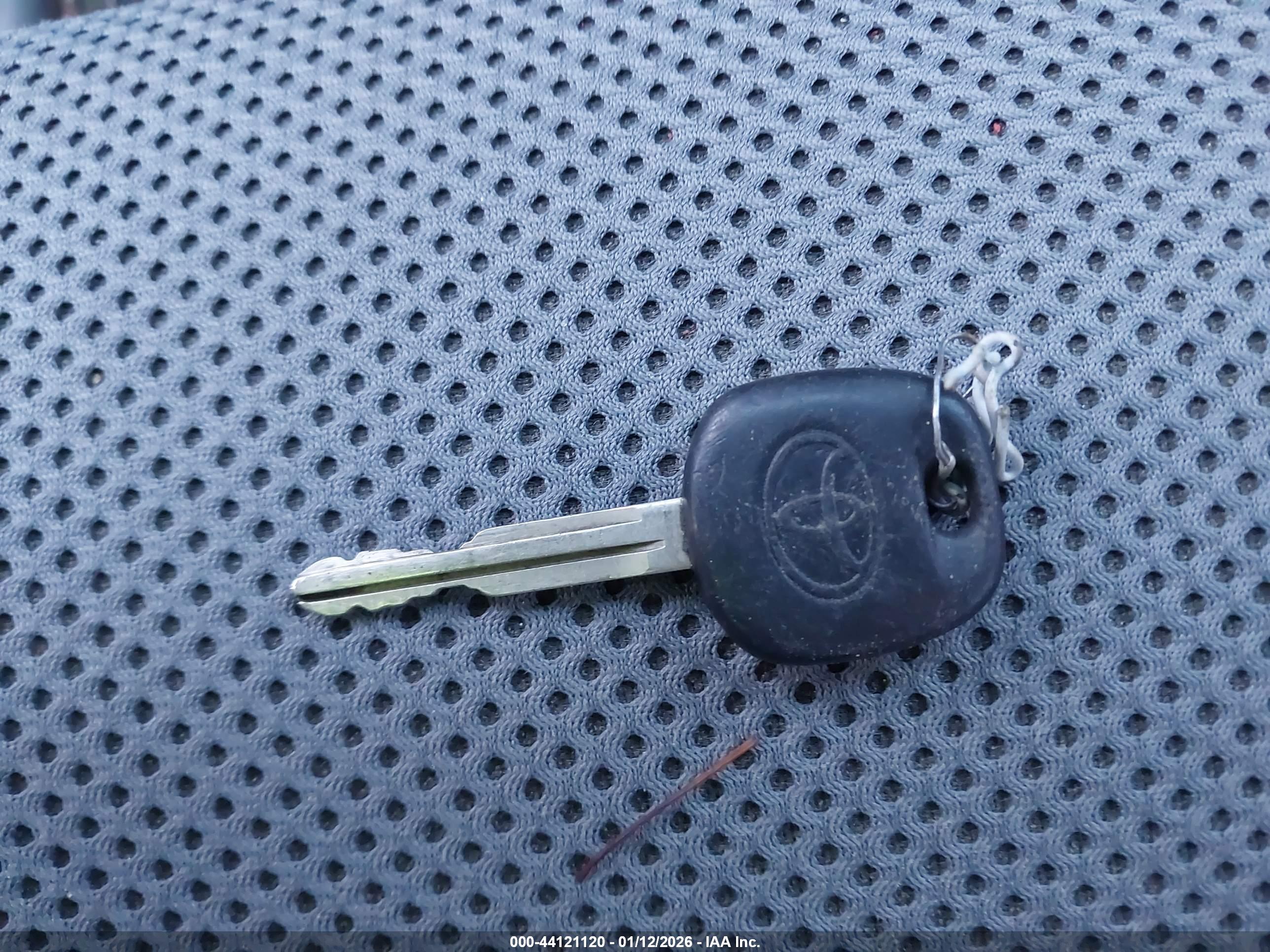 TOYOTA TACOMA image 11