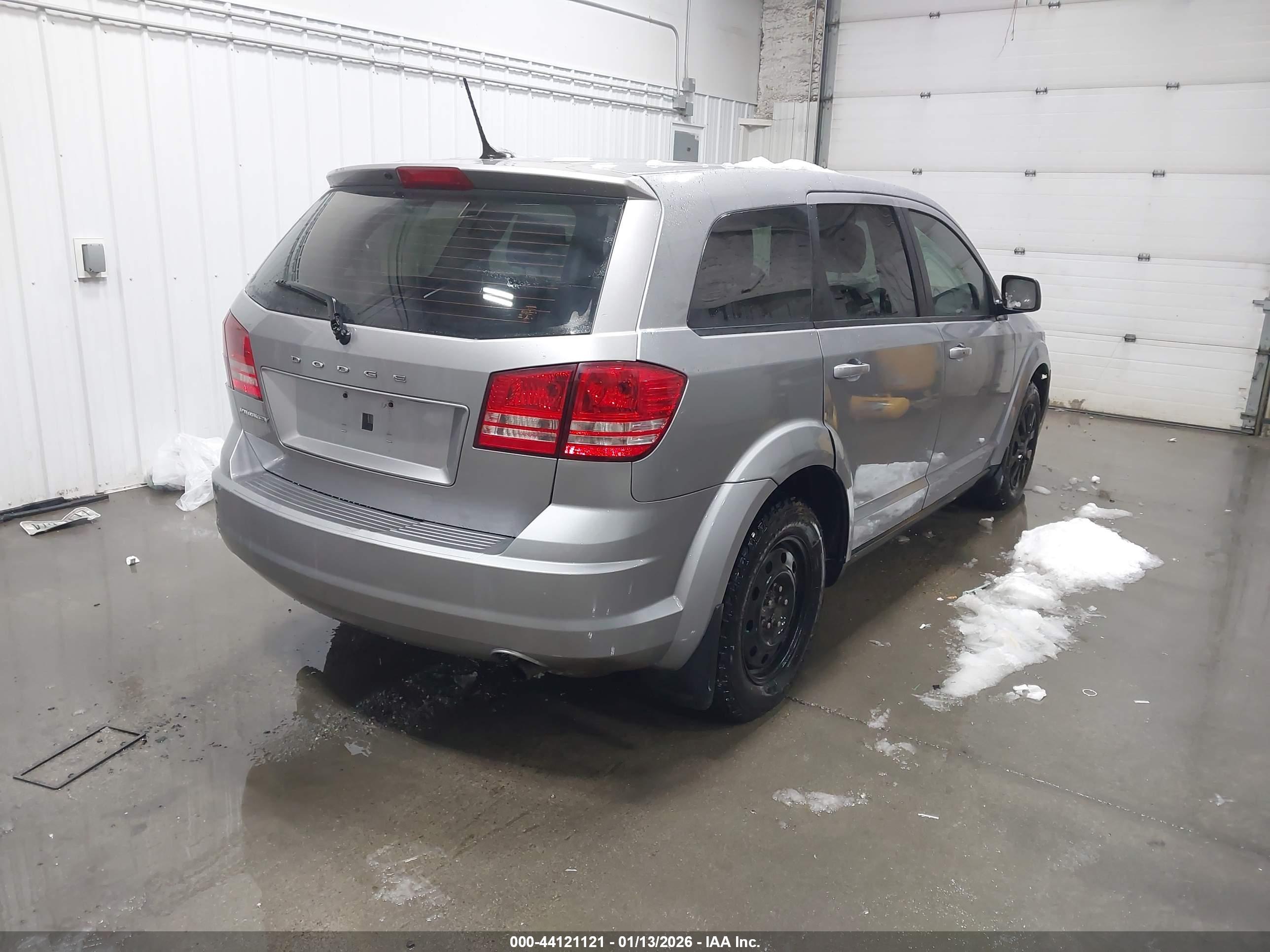 DODGE JOURNEY image 4