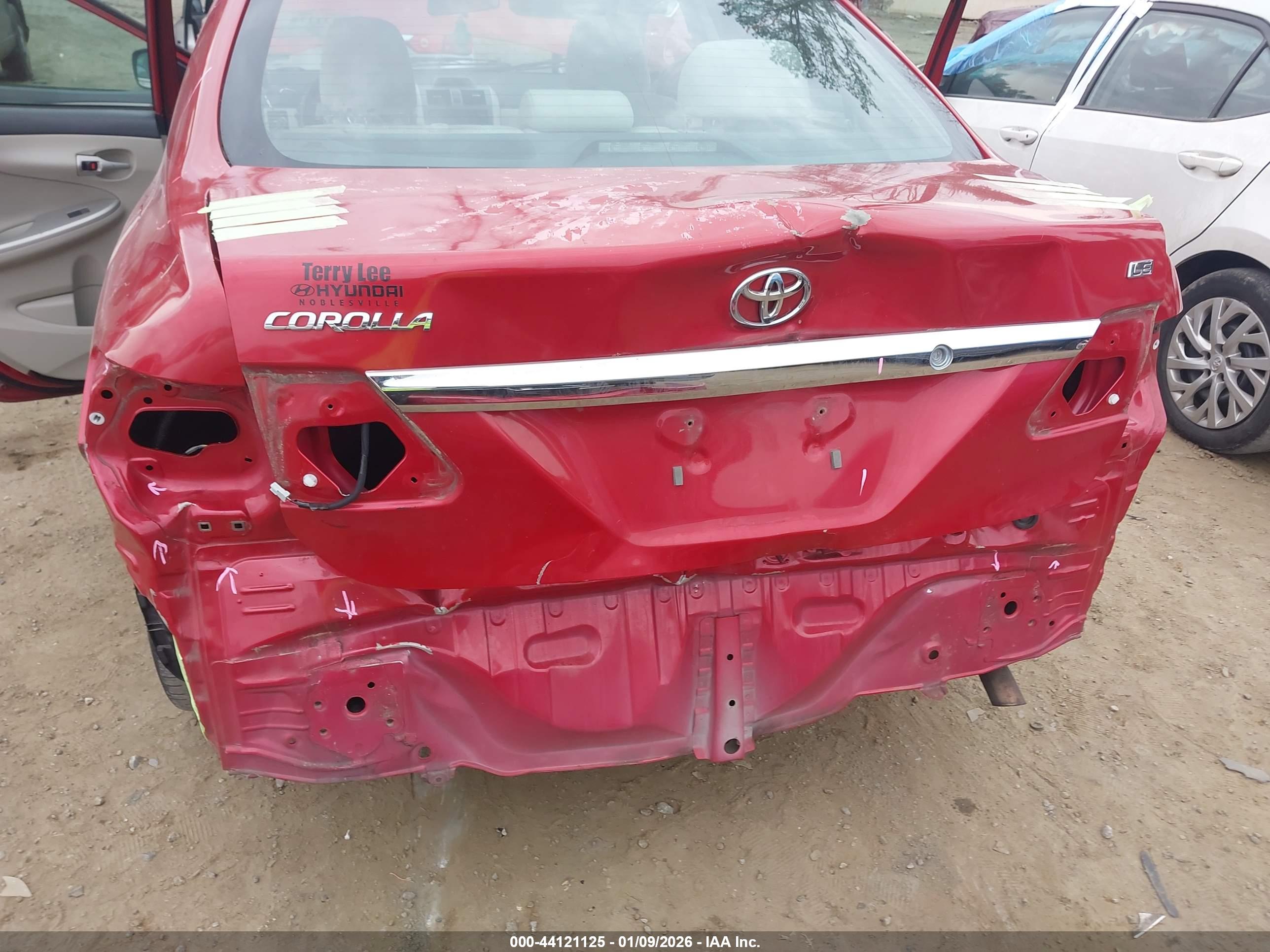 TOYOTA COROLLA image 6