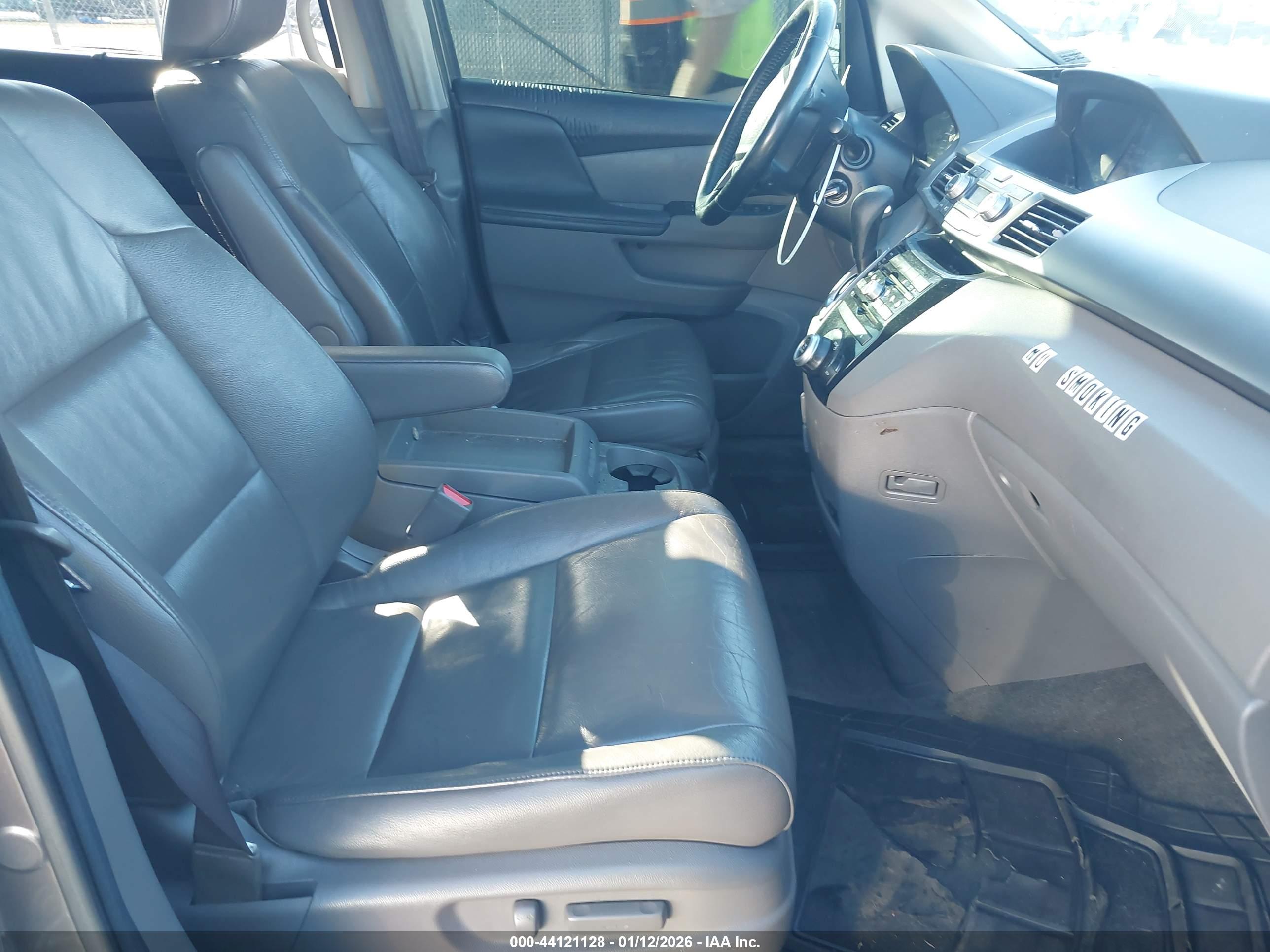HONDA ODYSSEY image 5