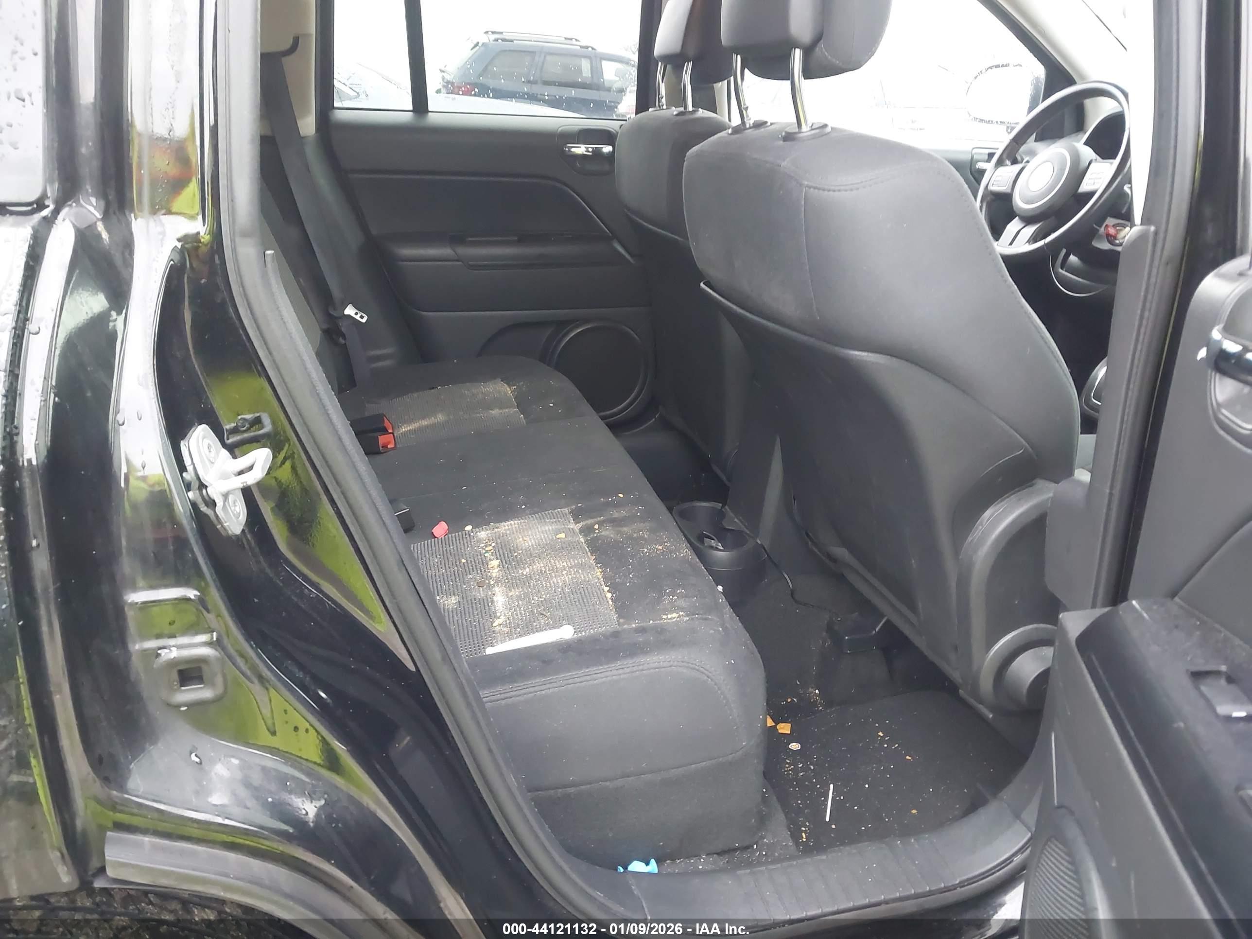 JEEP COMPASS image 8