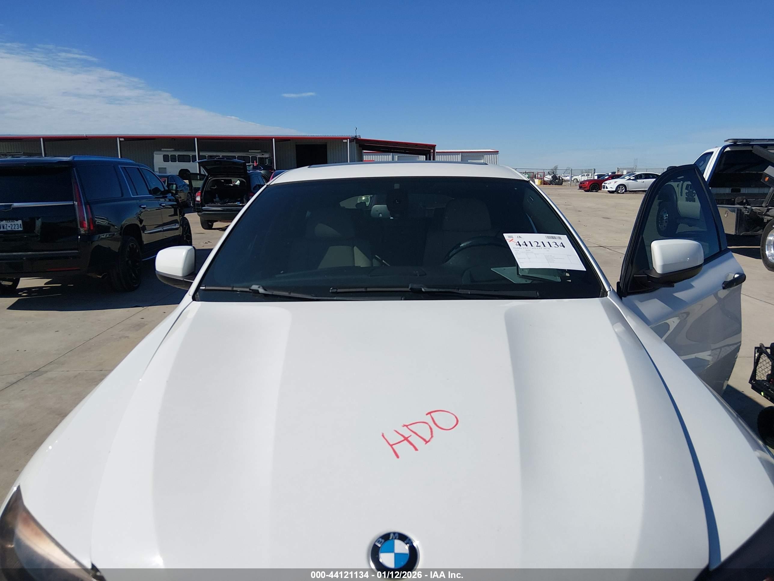BMW X6 image 10