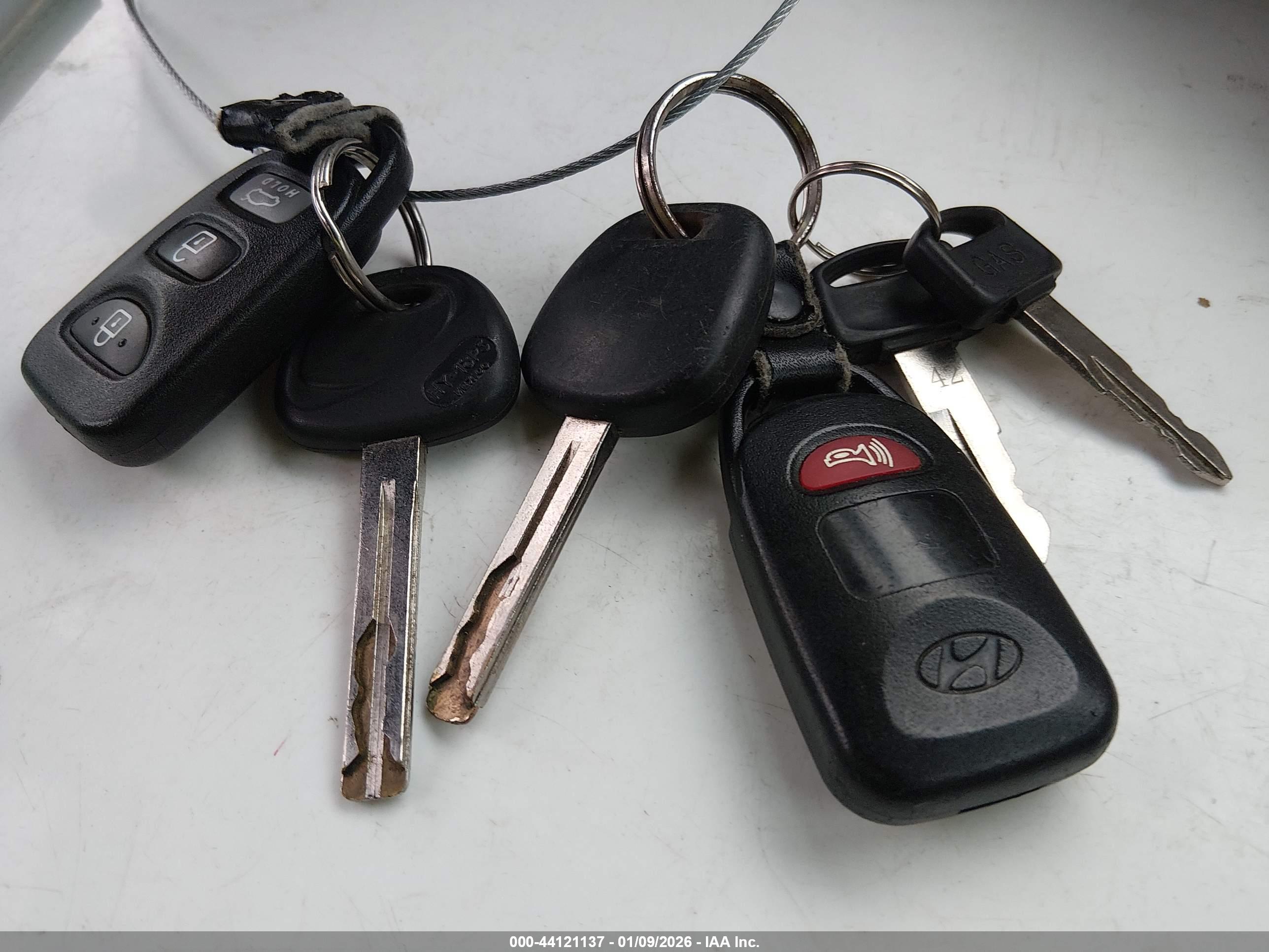HYUNDAI SONATA image 11