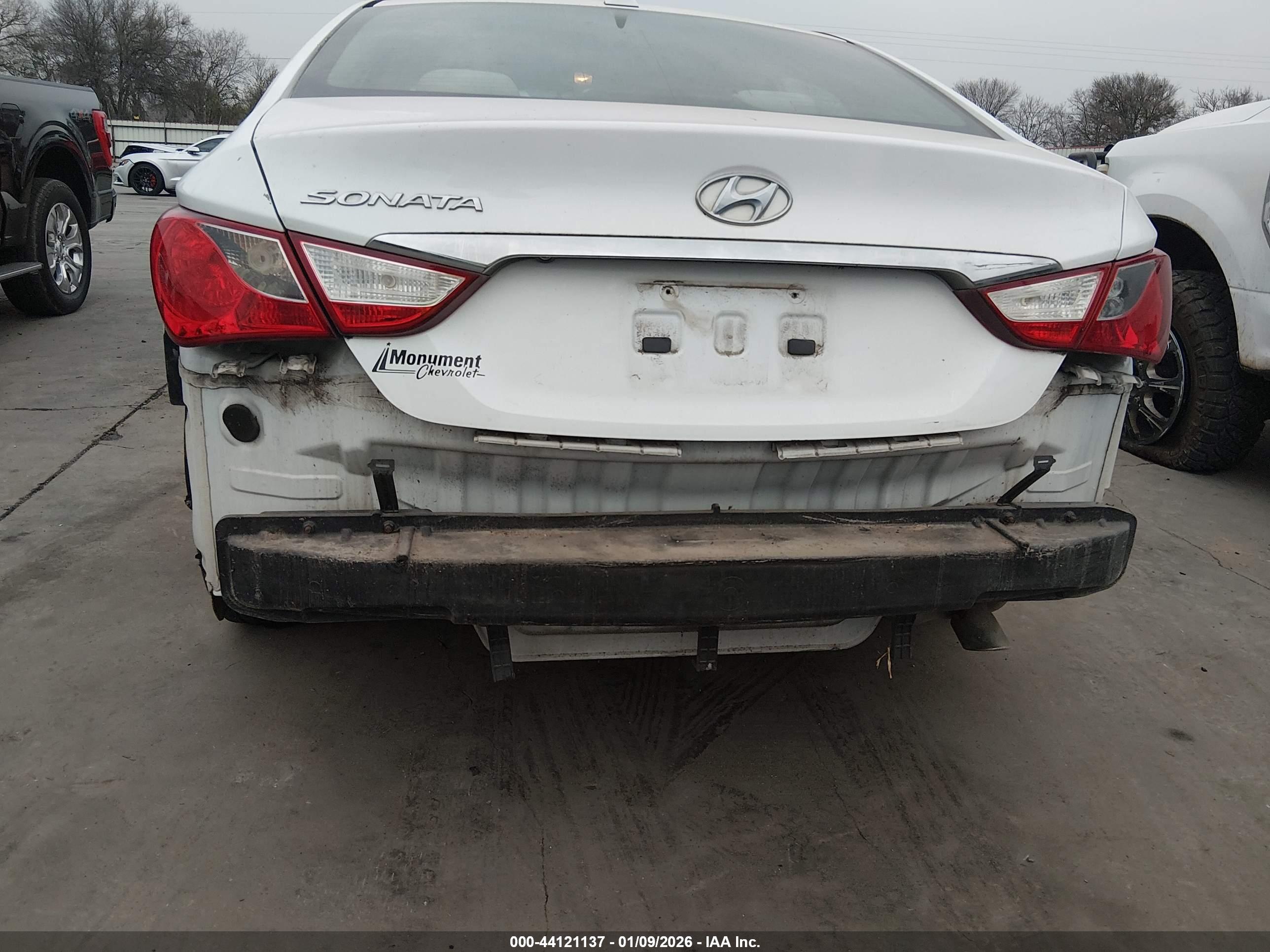 HYUNDAI SONATA image 6