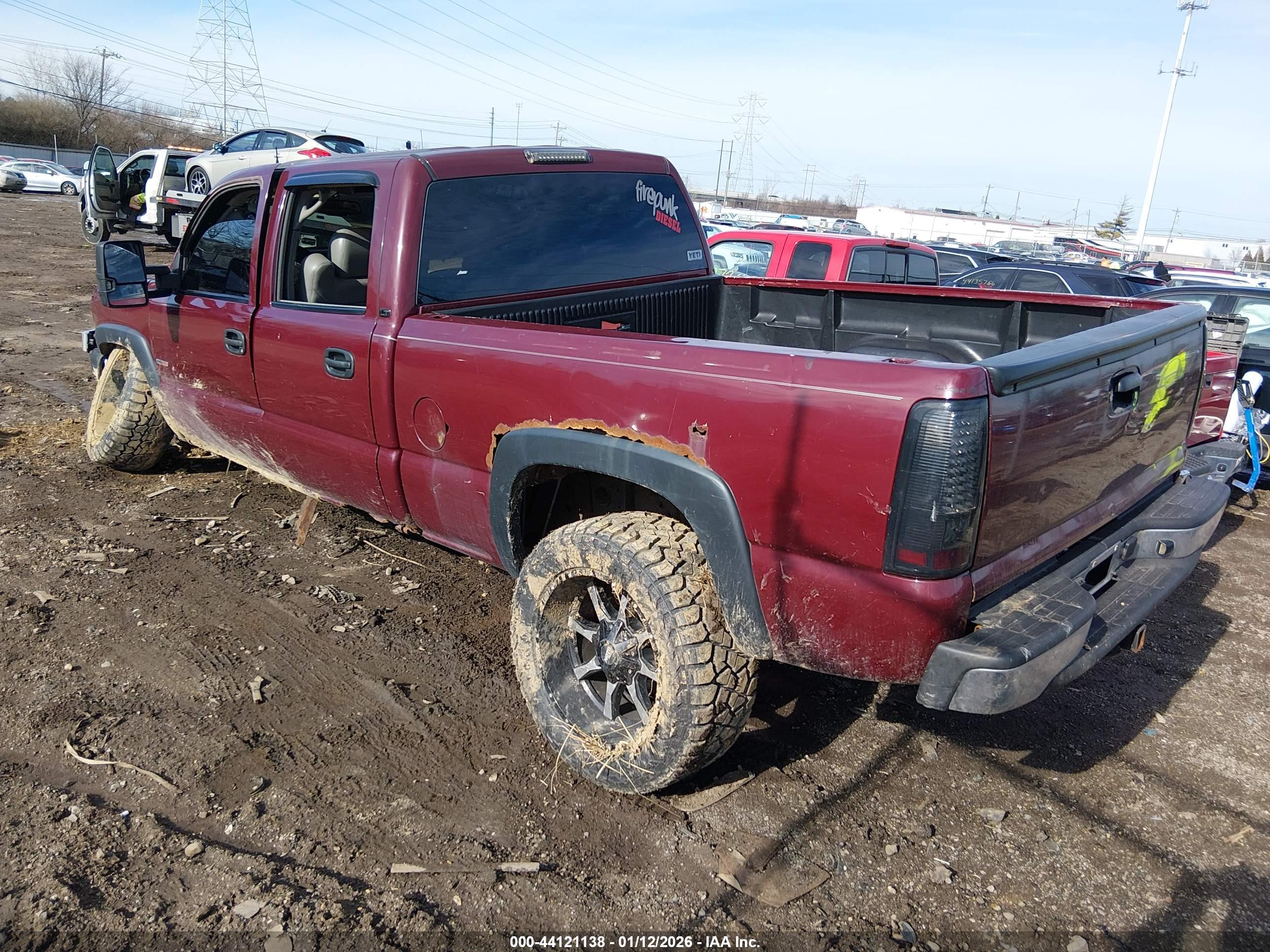 CHEVROLET SILVERADO image 3