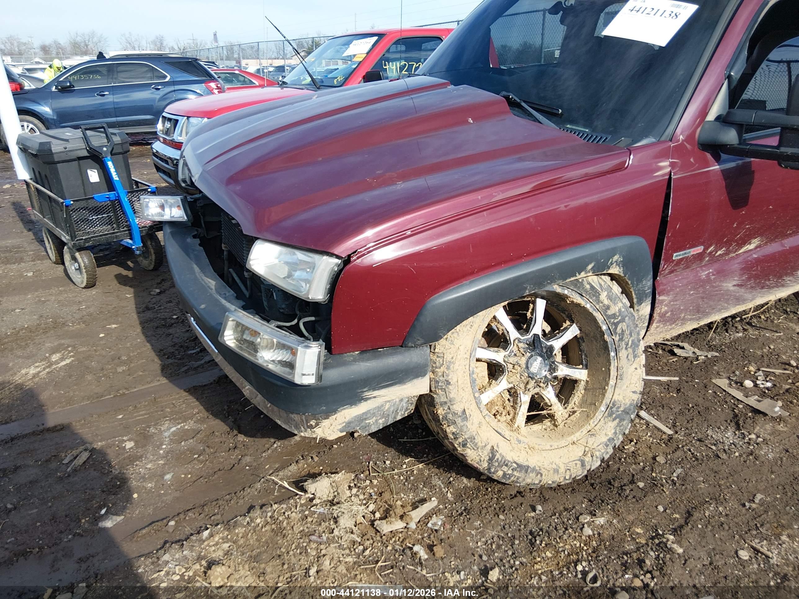 CHEVROLET SILVERADO image 6