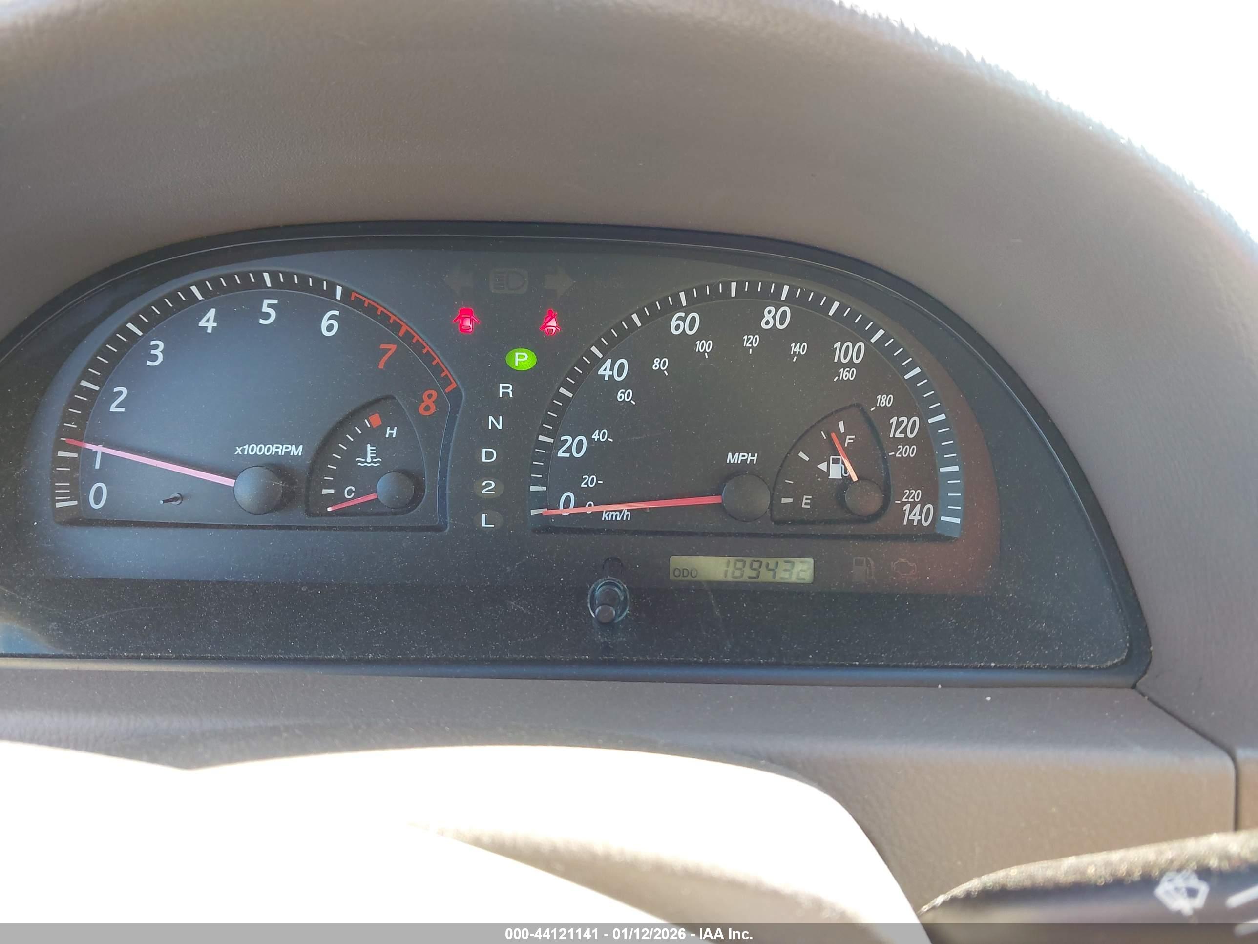 TOYOTA CAMRY image 7