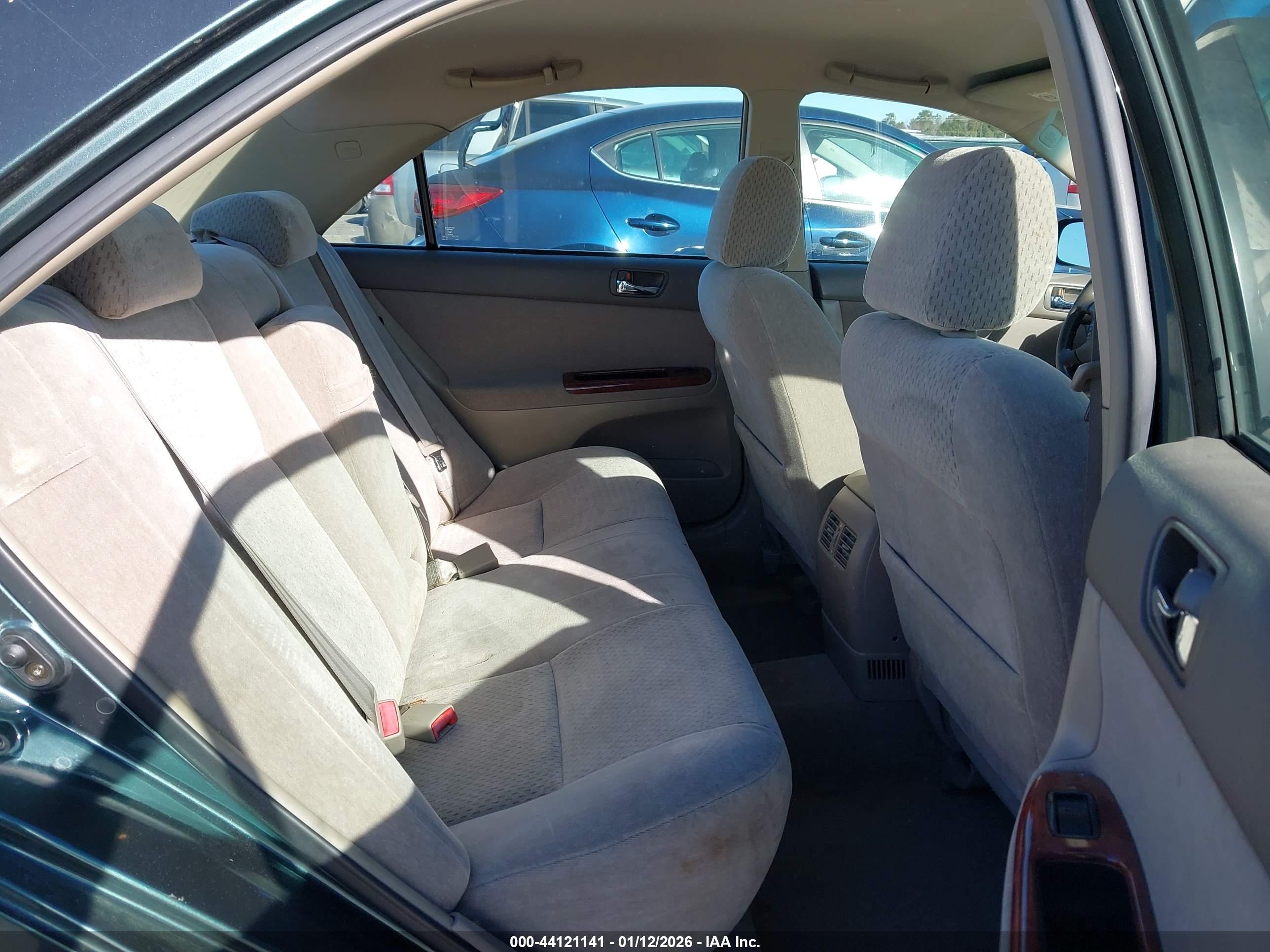 TOYOTA CAMRY image 8
