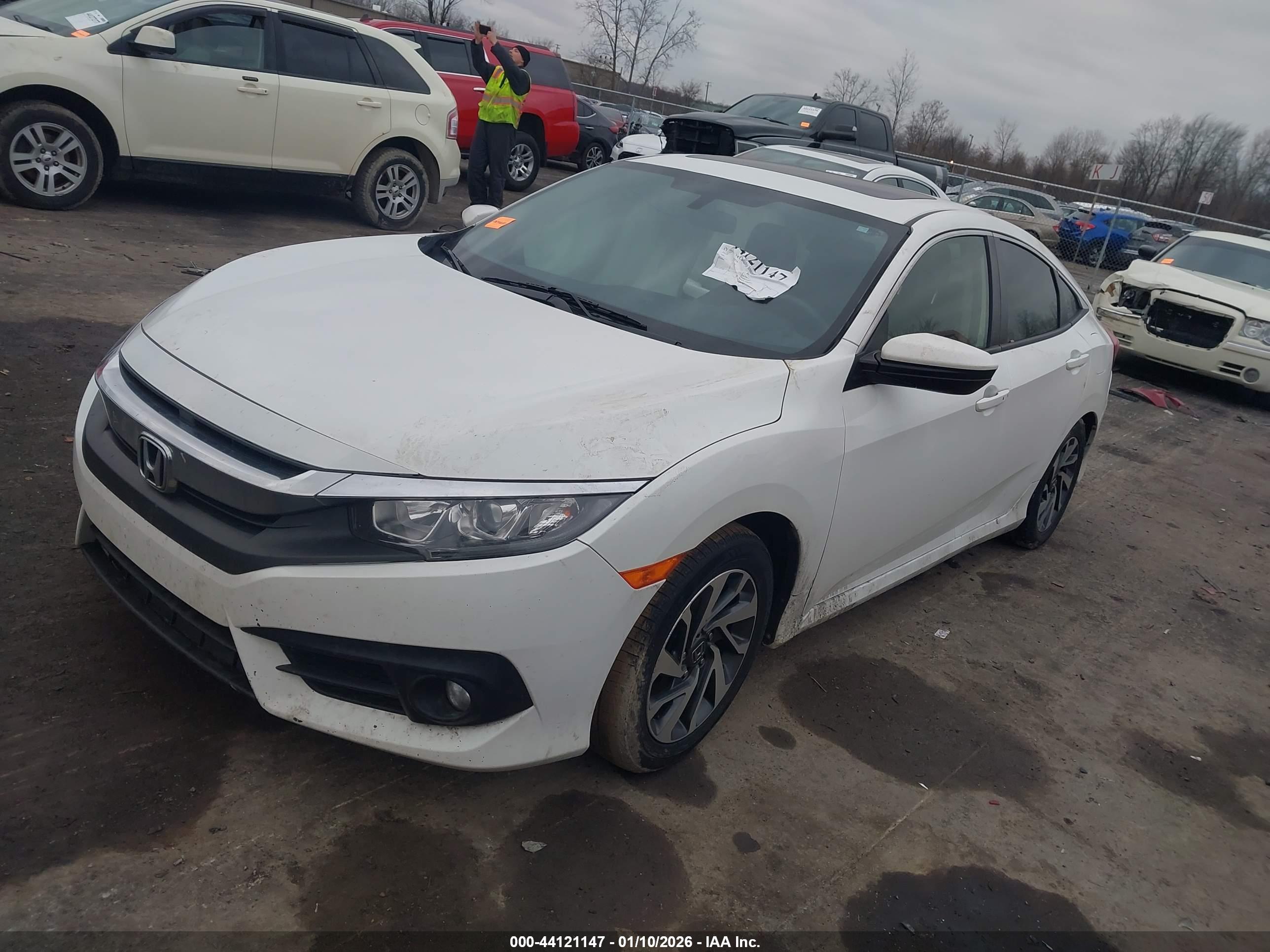 HONDA CIVIC image 2