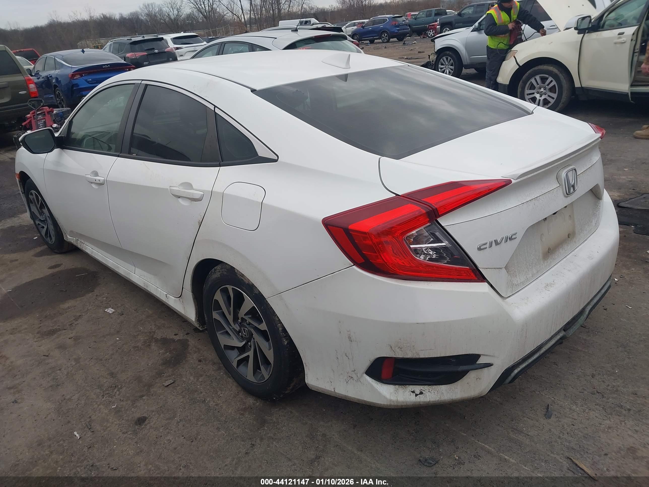 HONDA CIVIC image 3