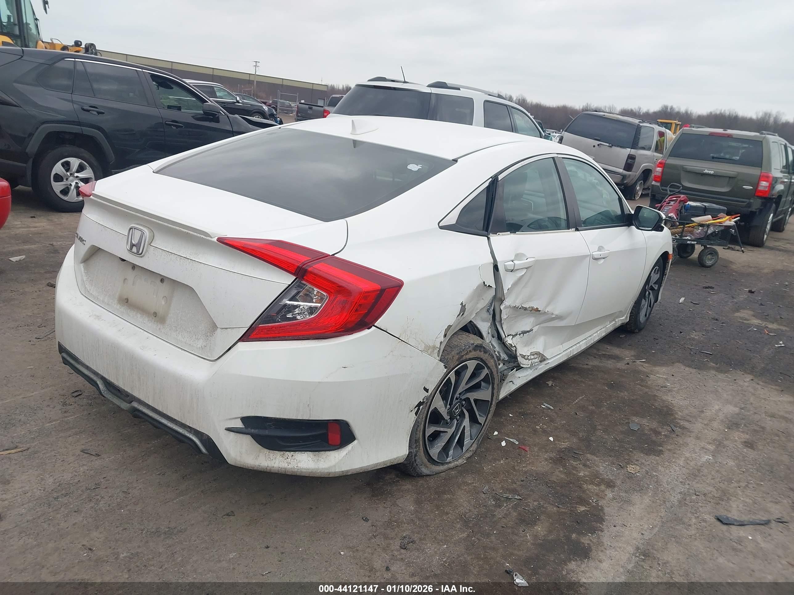 HONDA CIVIC image 4