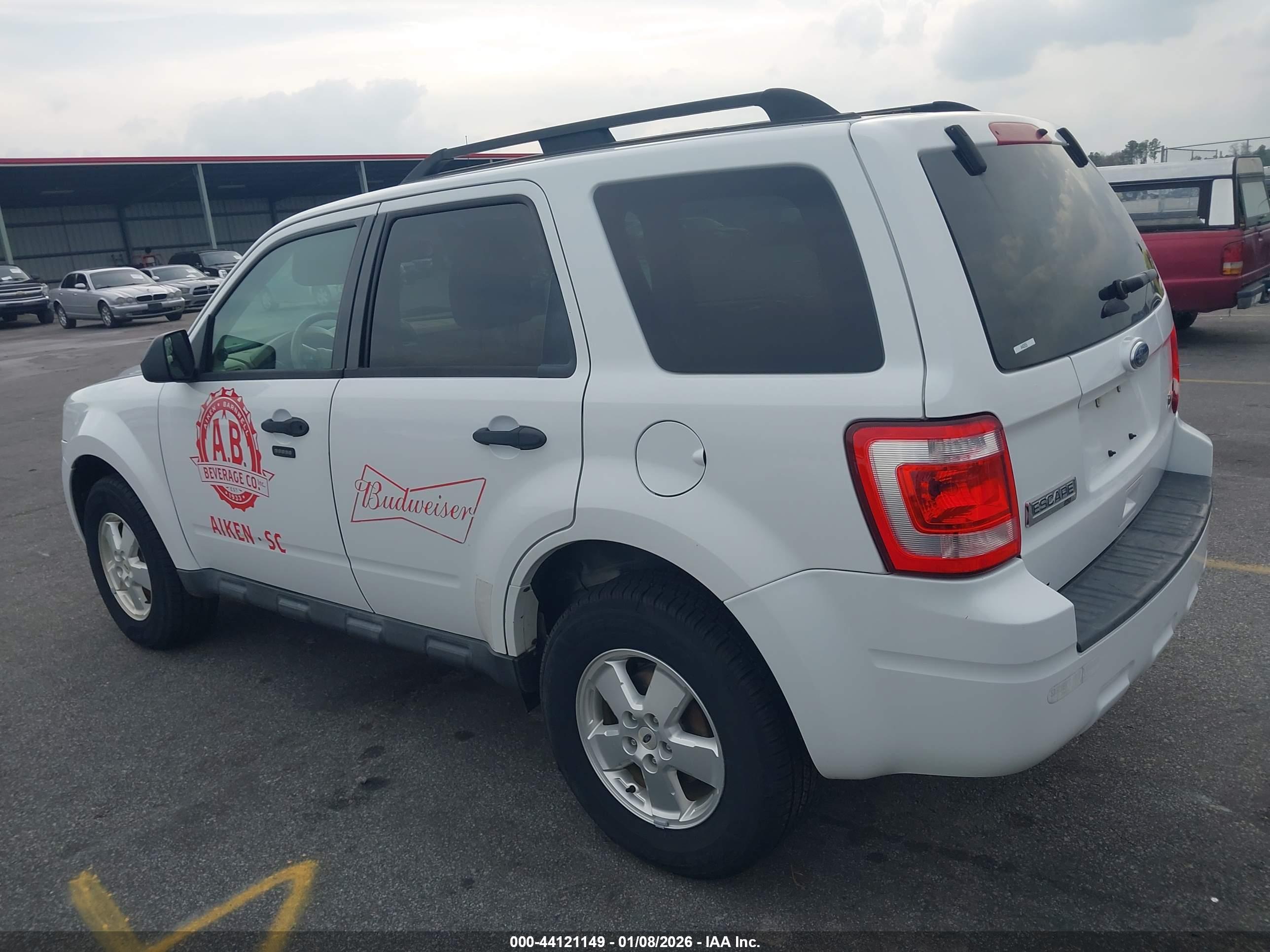 FORD ESCAPE image 3