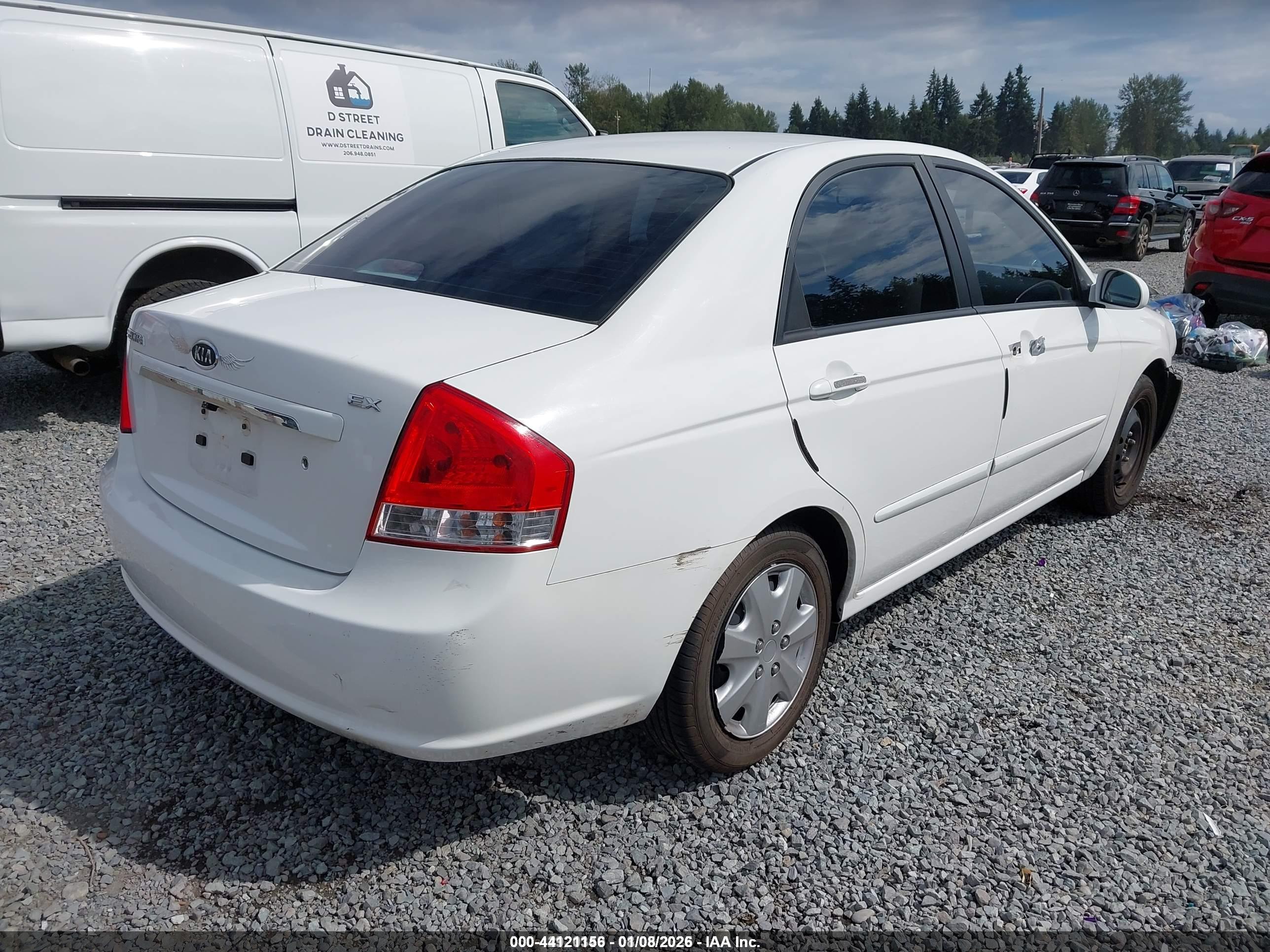 KIA SPECTRA image 4