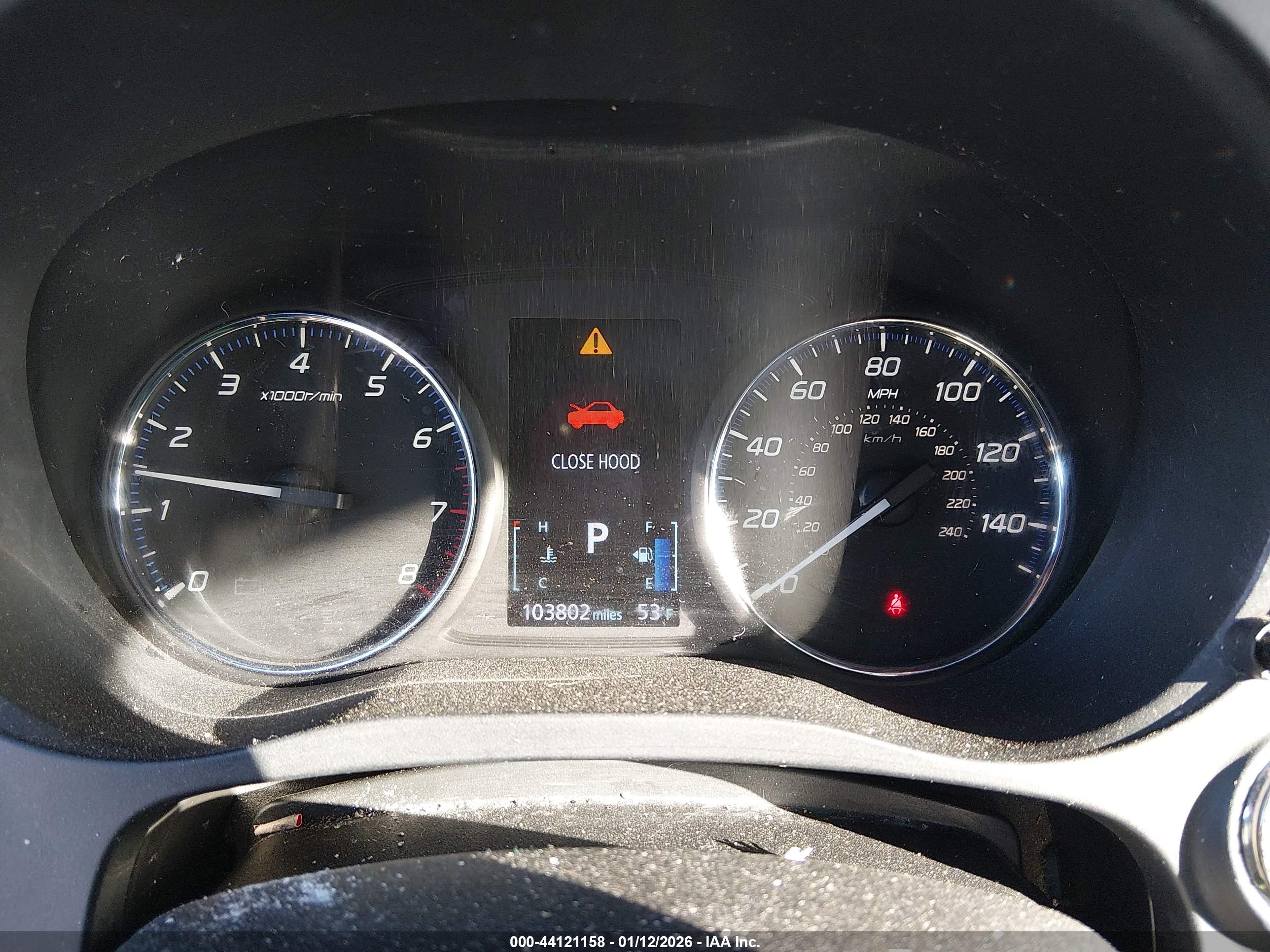 MITSUBISHI OUTLANDER image 7