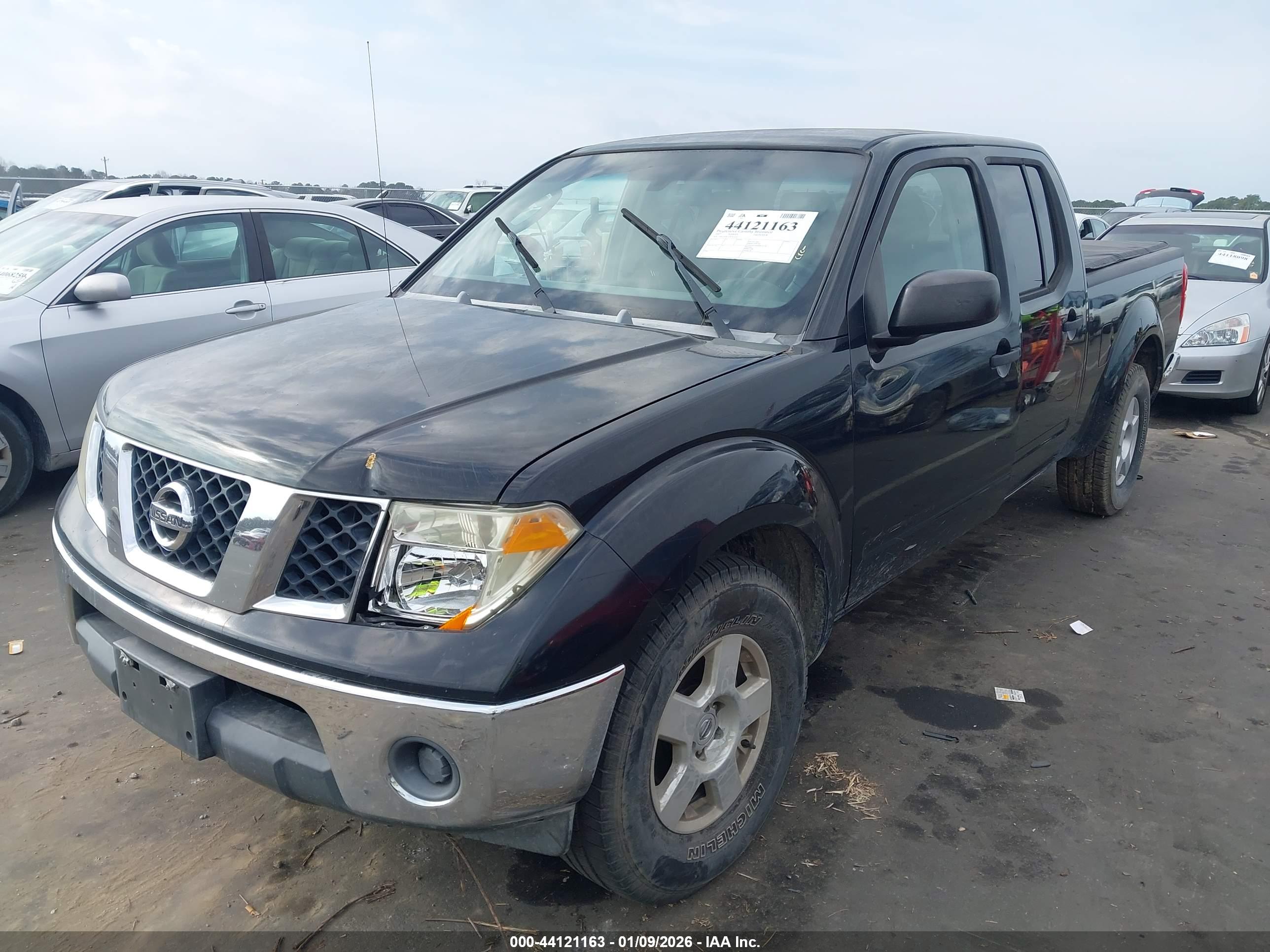 NISSAN FRONTIER image 2