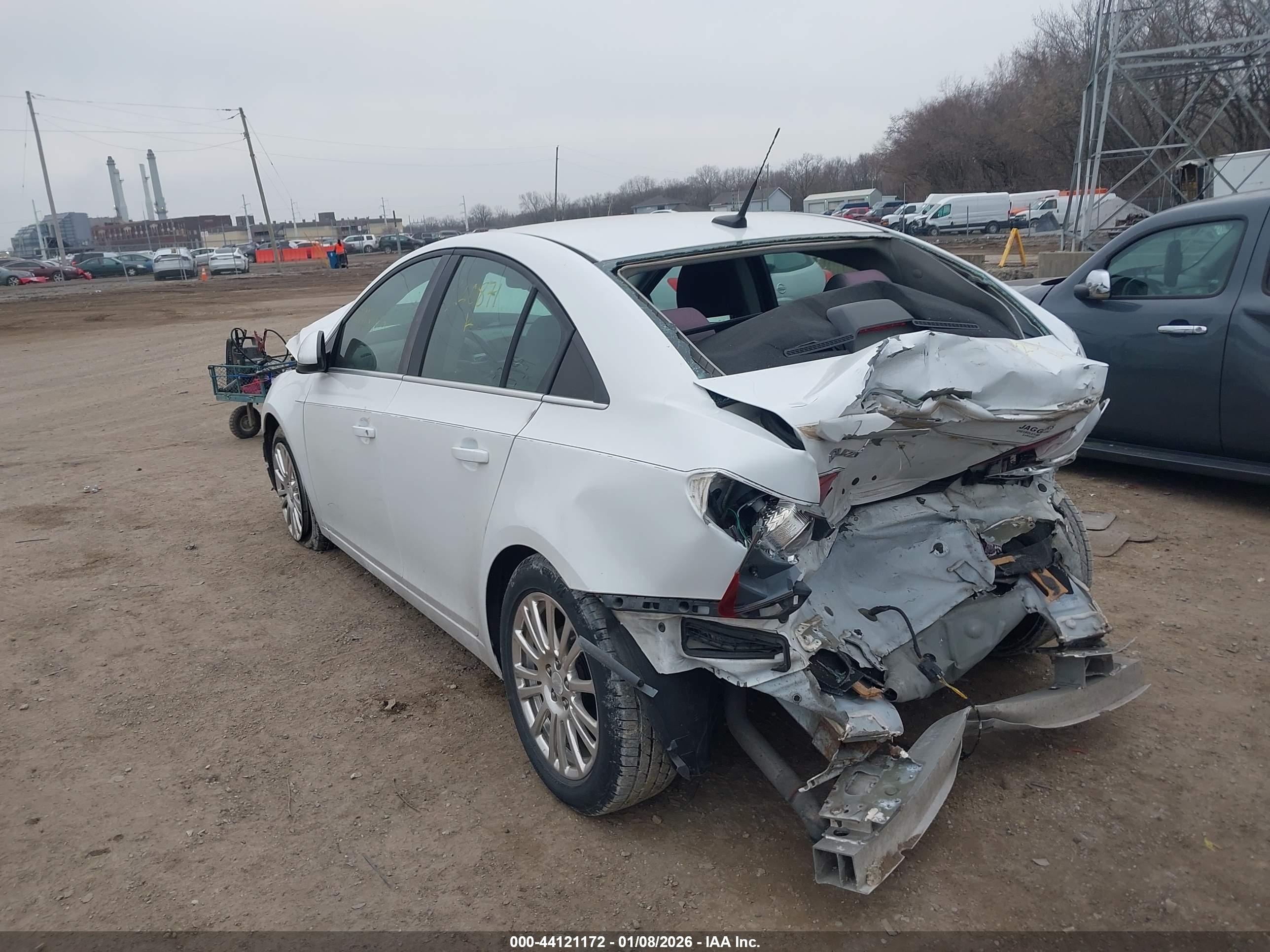 CHEVROLET CRUZE image 3