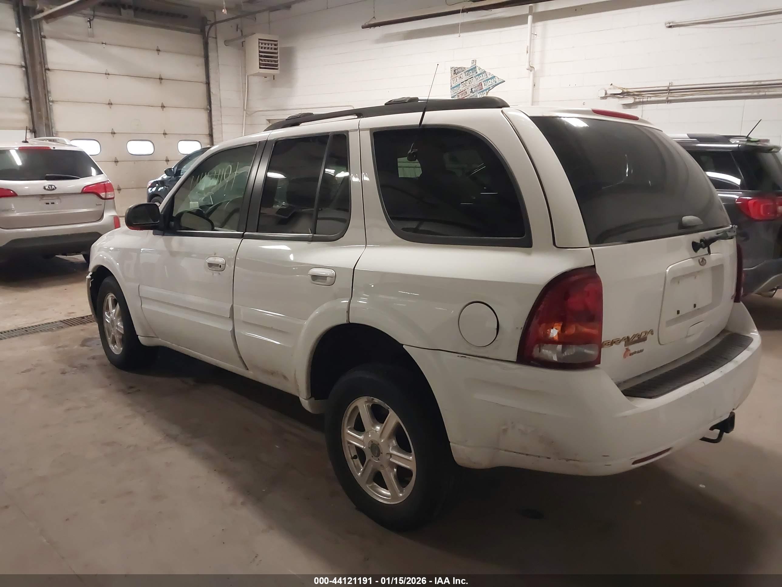 OLDSMOBILE BRAVADA image 3