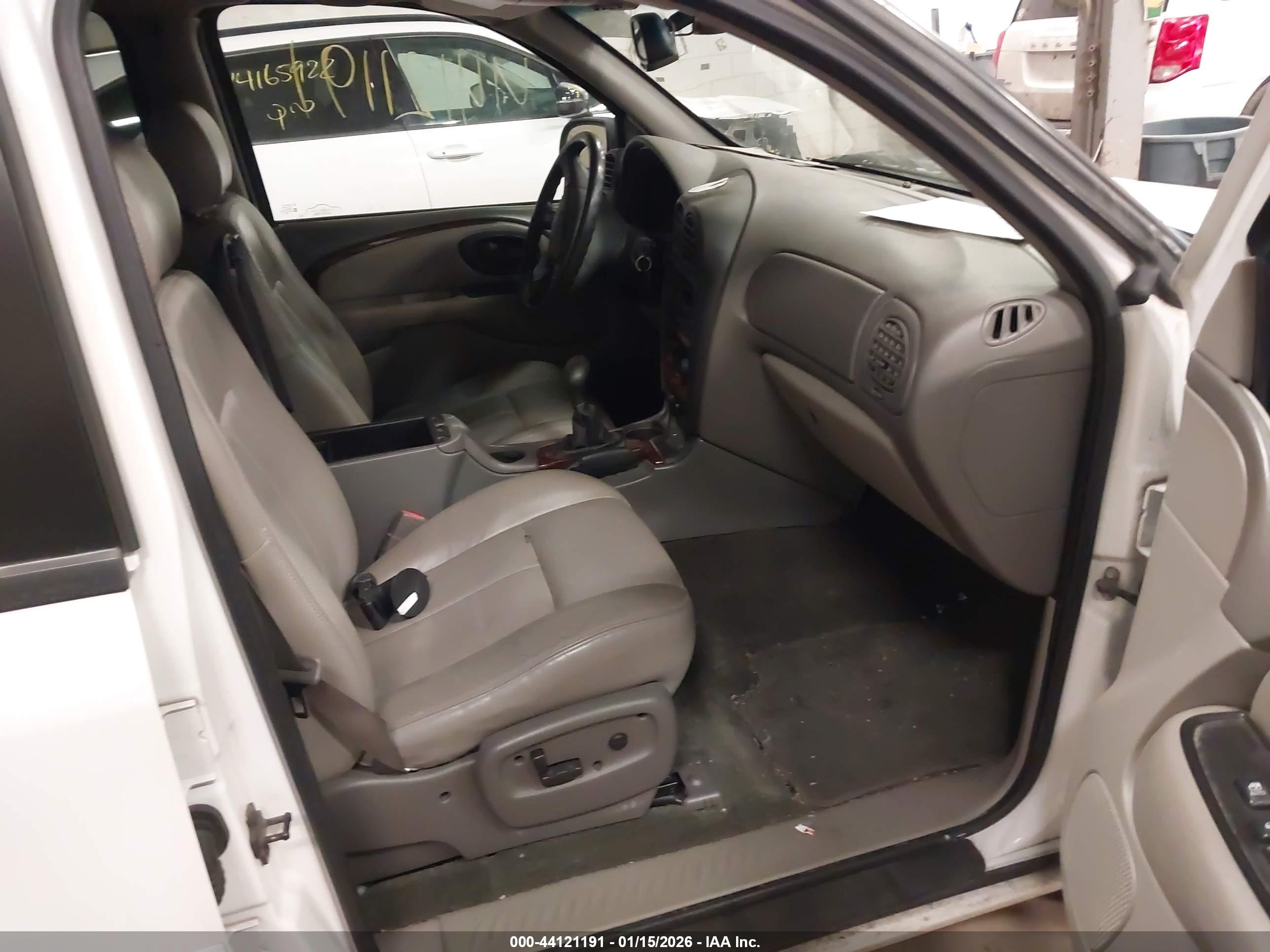 OLDSMOBILE BRAVADA image 5