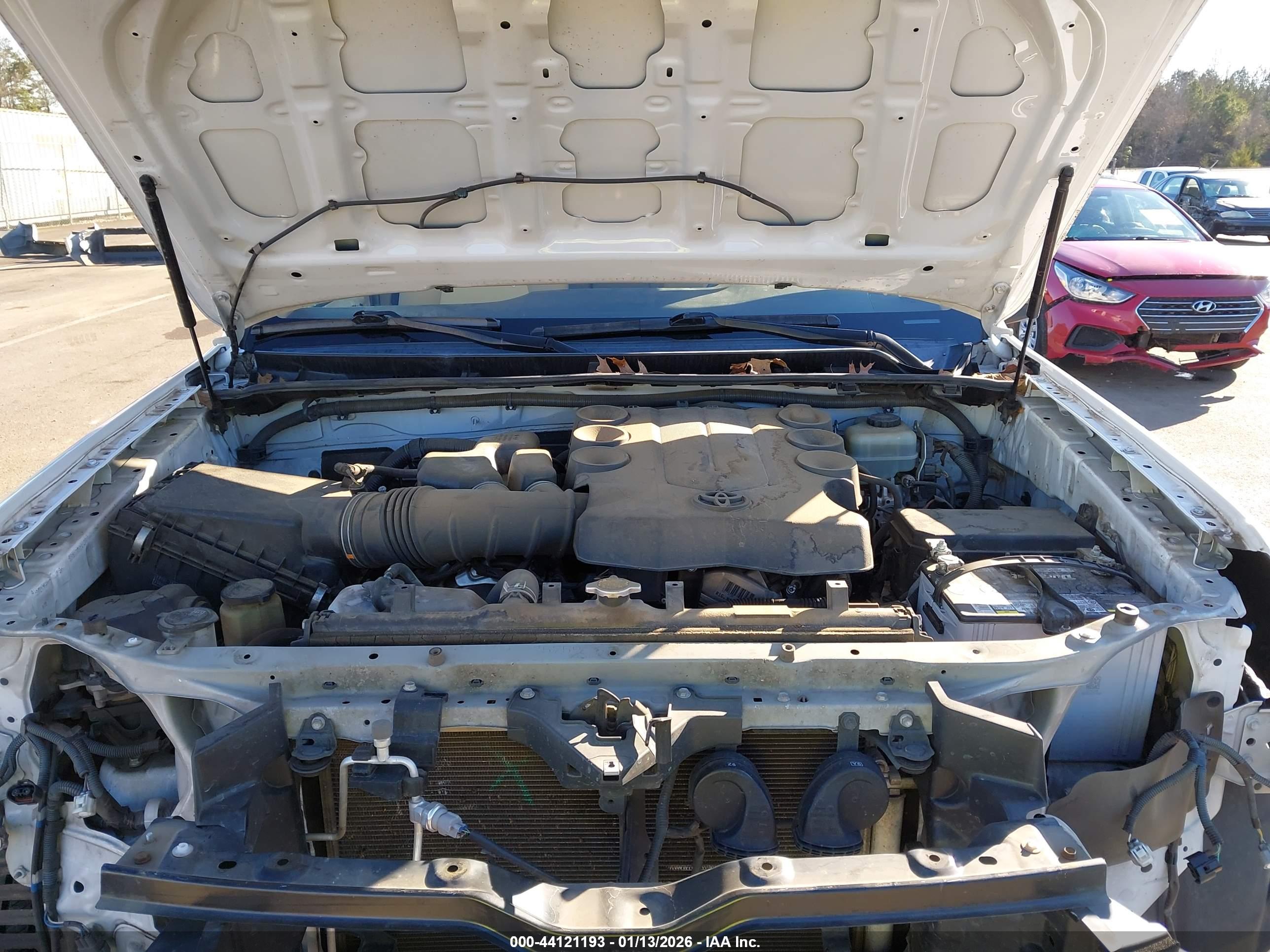 TOYOTA 4RUNNER image 10