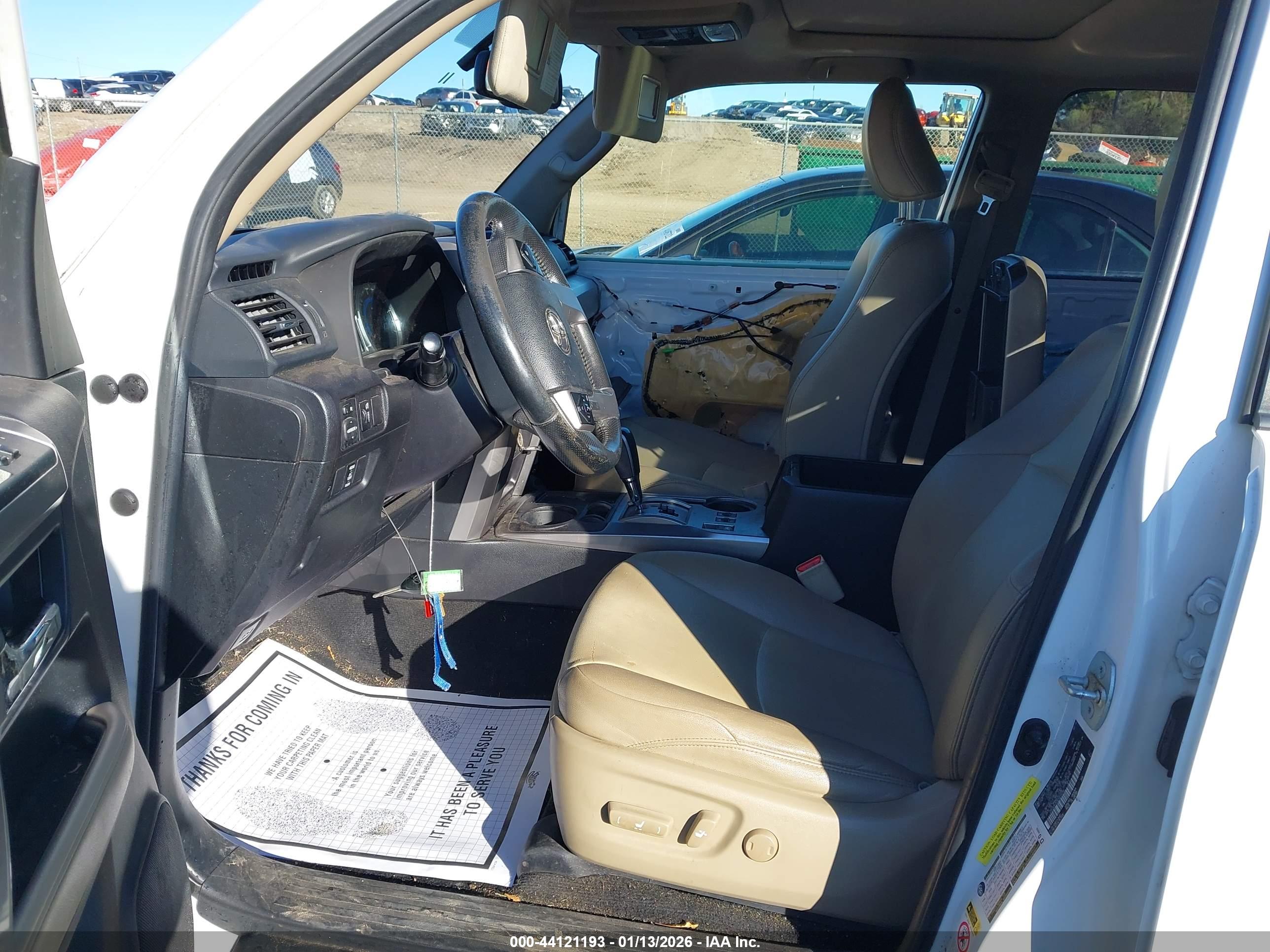 TOYOTA 4RUNNER image 5