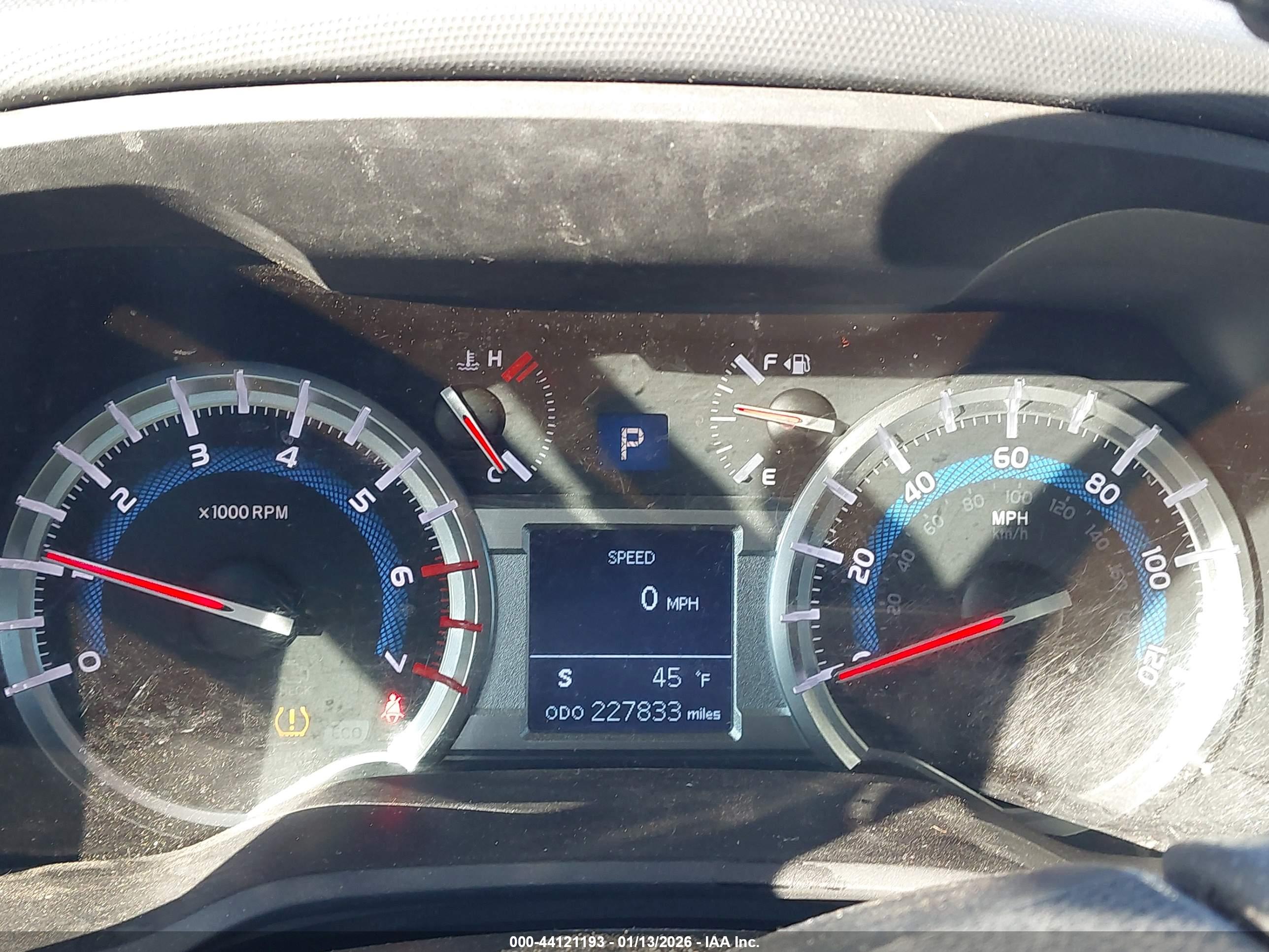 TOYOTA 4RUNNER image 7