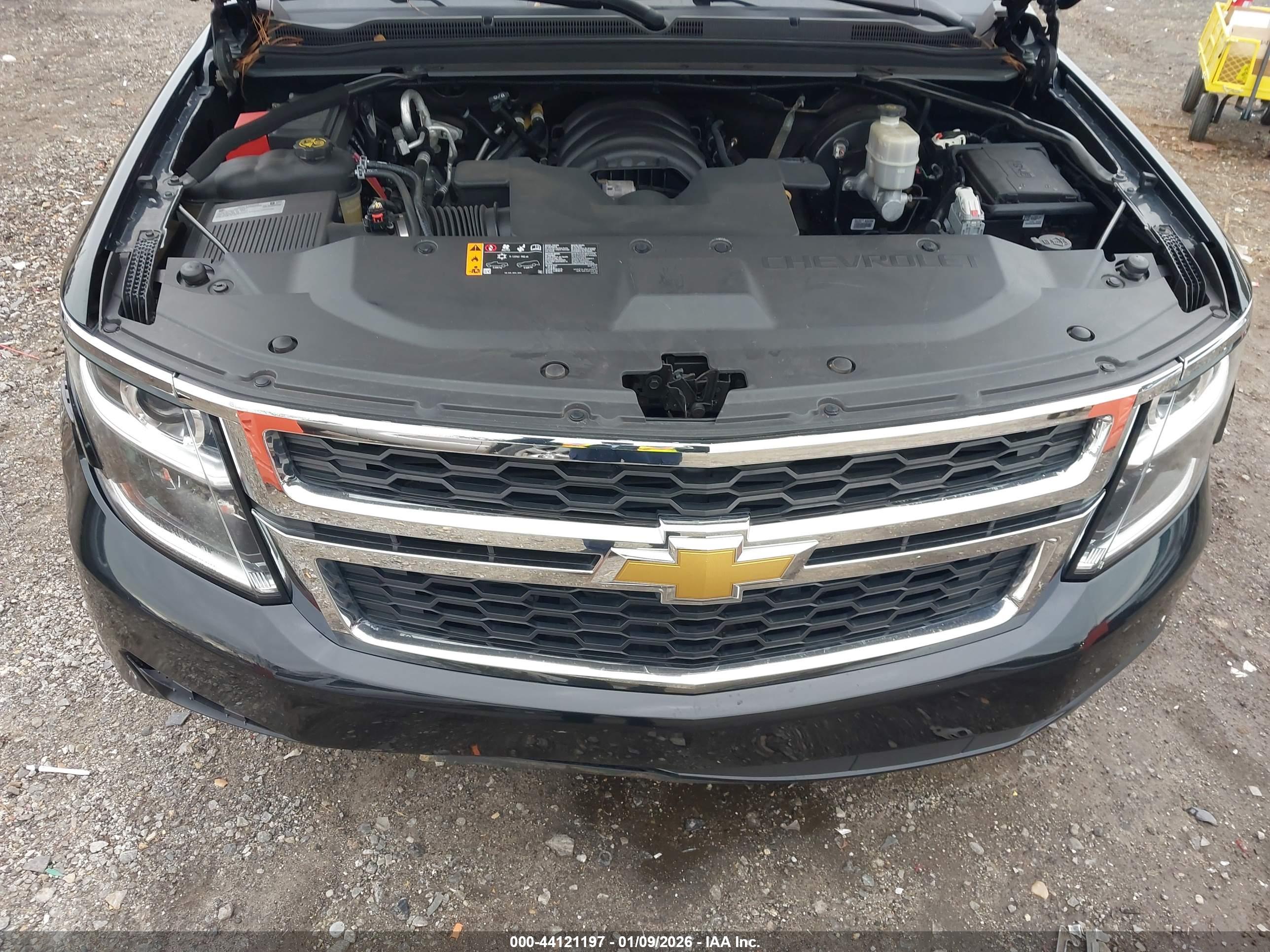 CHEVROLET TAHOE image 10