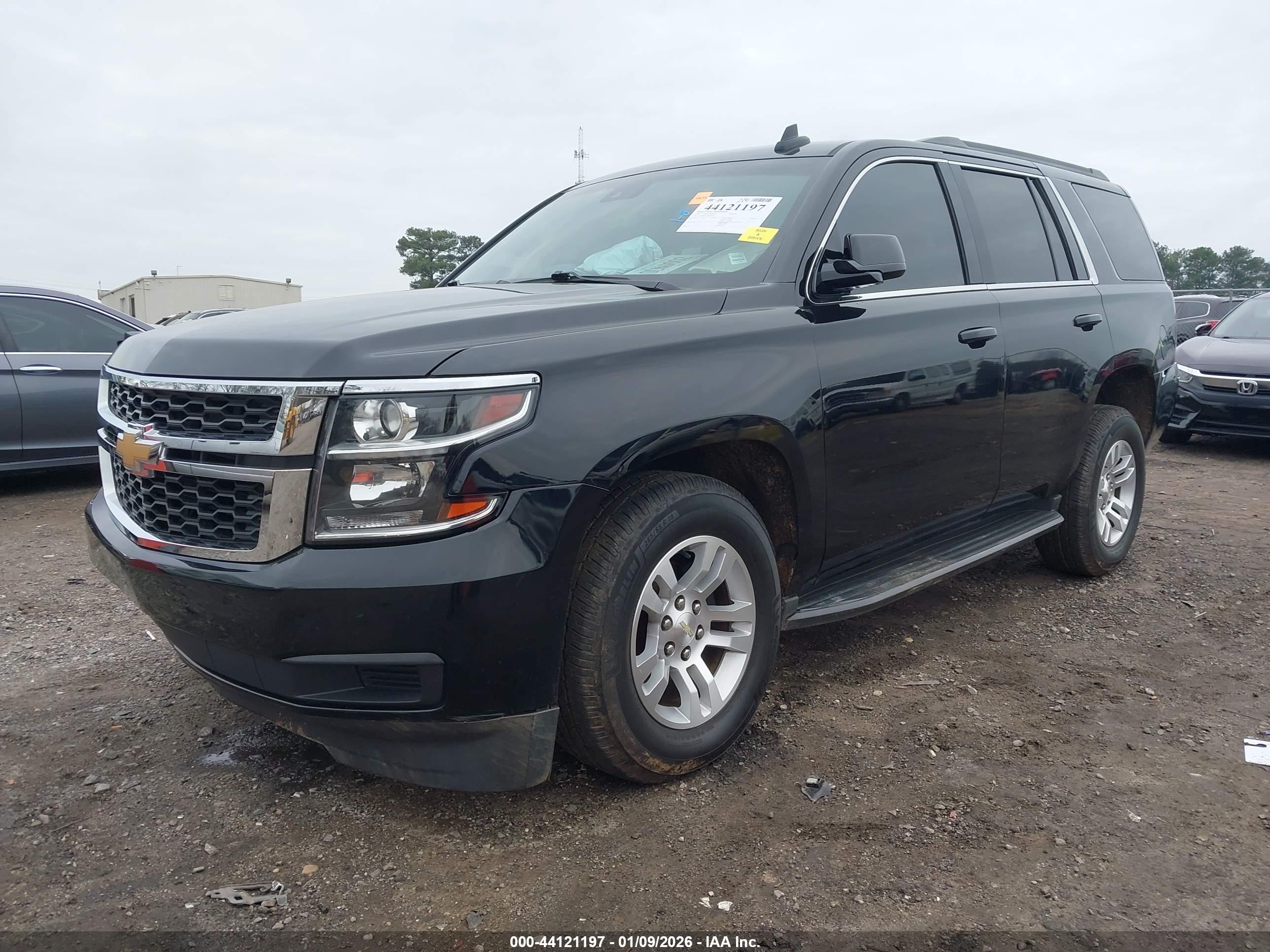 CHEVROLET TAHOE image 2