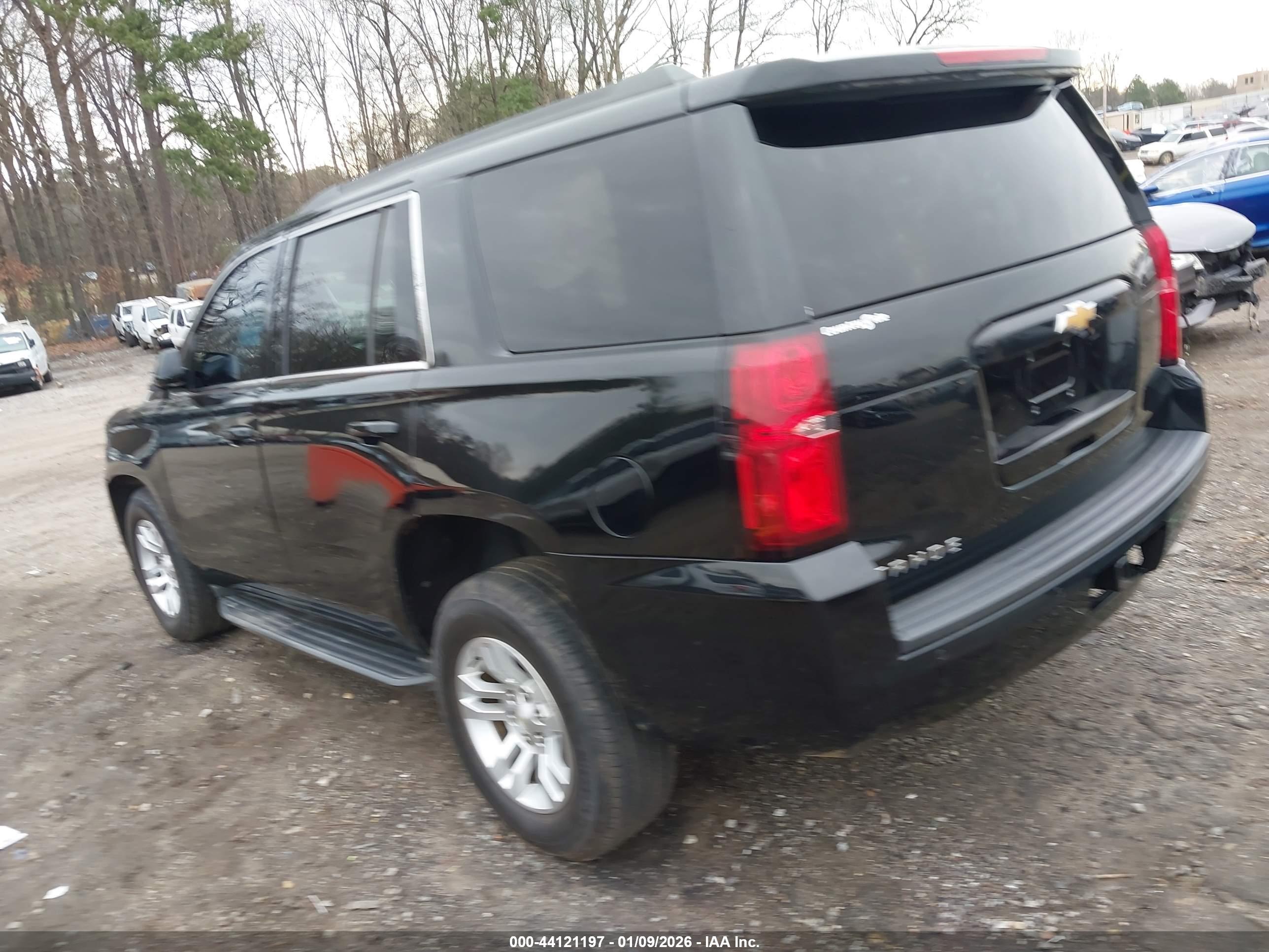CHEVROLET TAHOE image 3