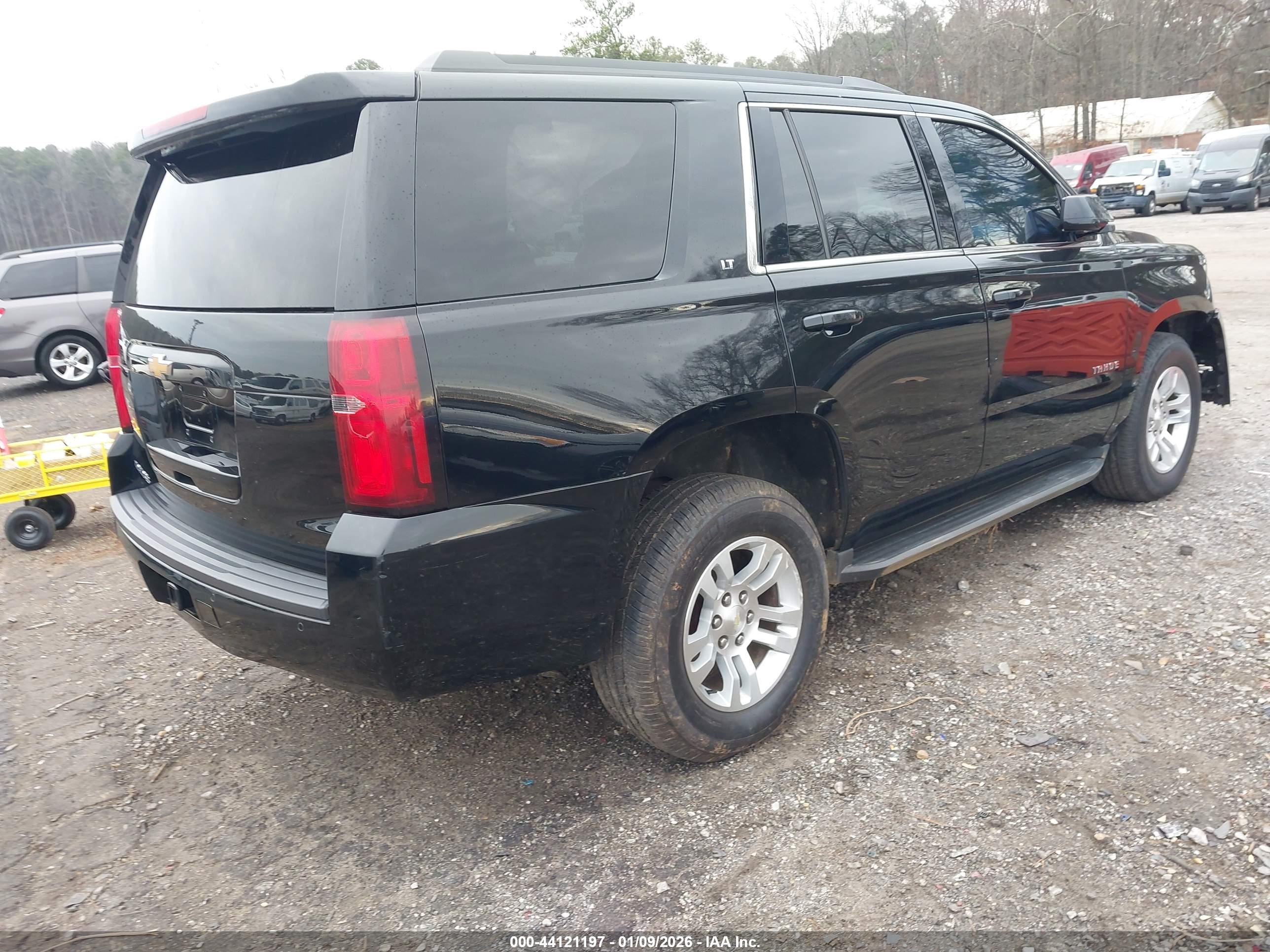 CHEVROLET TAHOE image 4