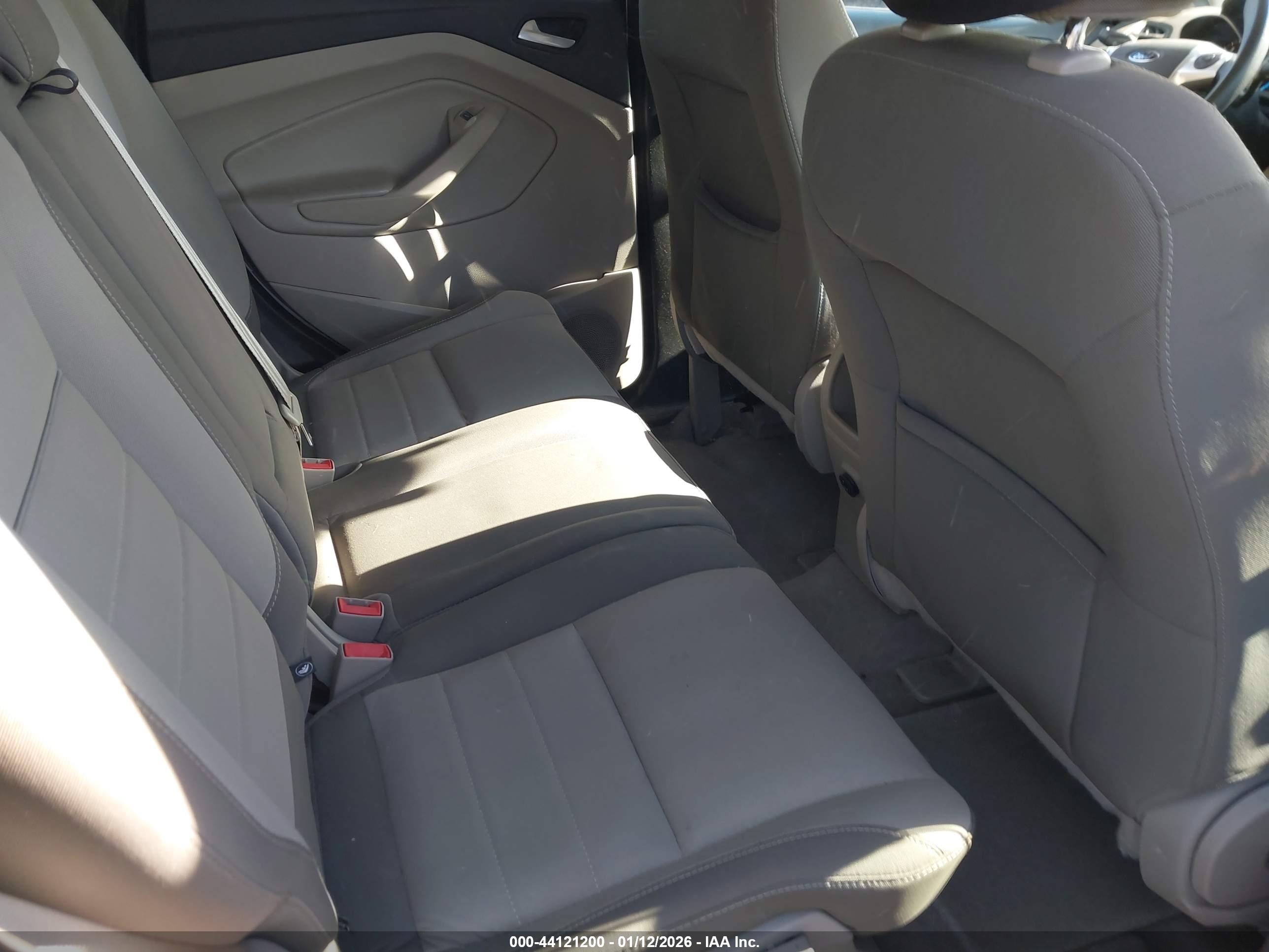 FORD ESCAPE image 8