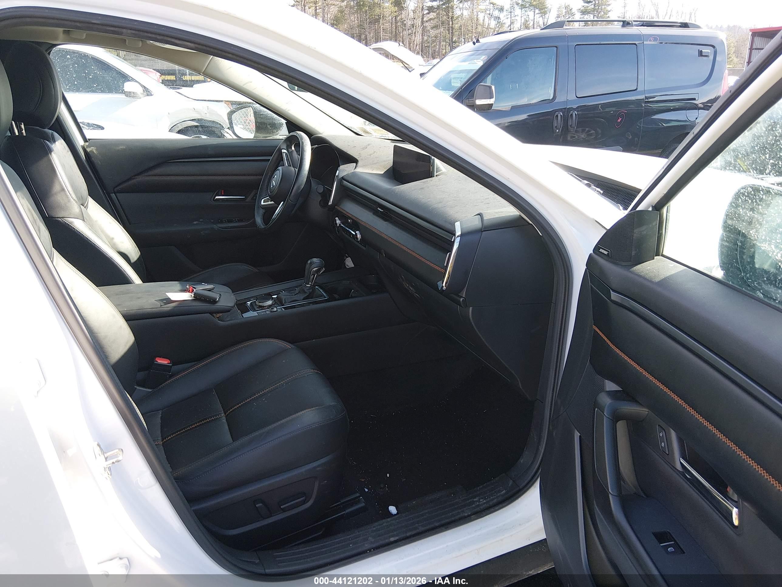 MAZDA CX-50 image 5