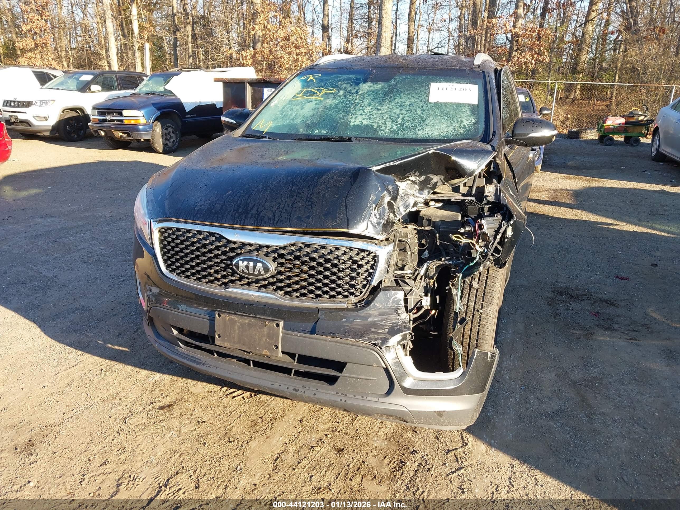 KIA SORENTO image 6