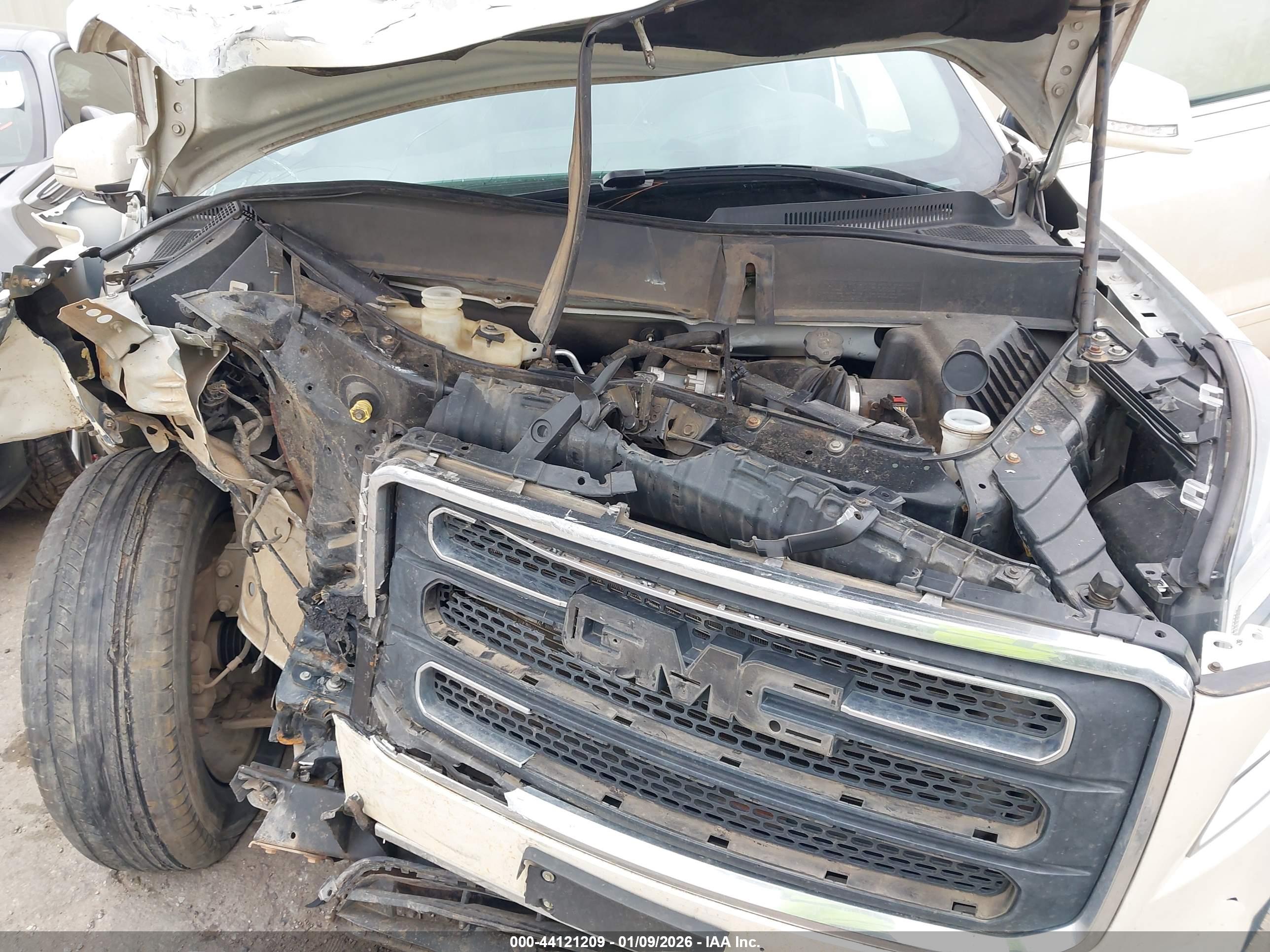 GMC ACADIA image 10