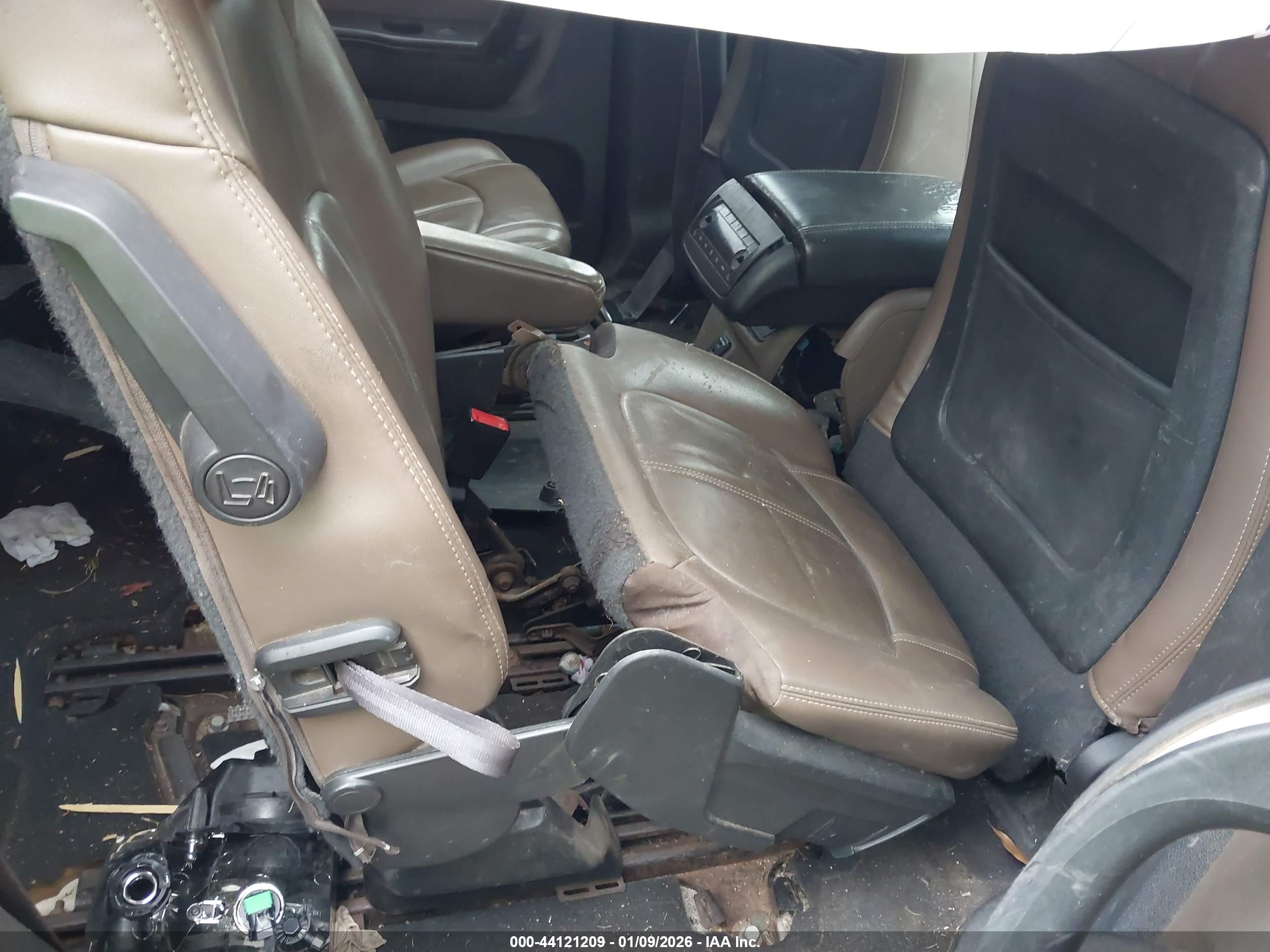 GMC ACADIA image 8