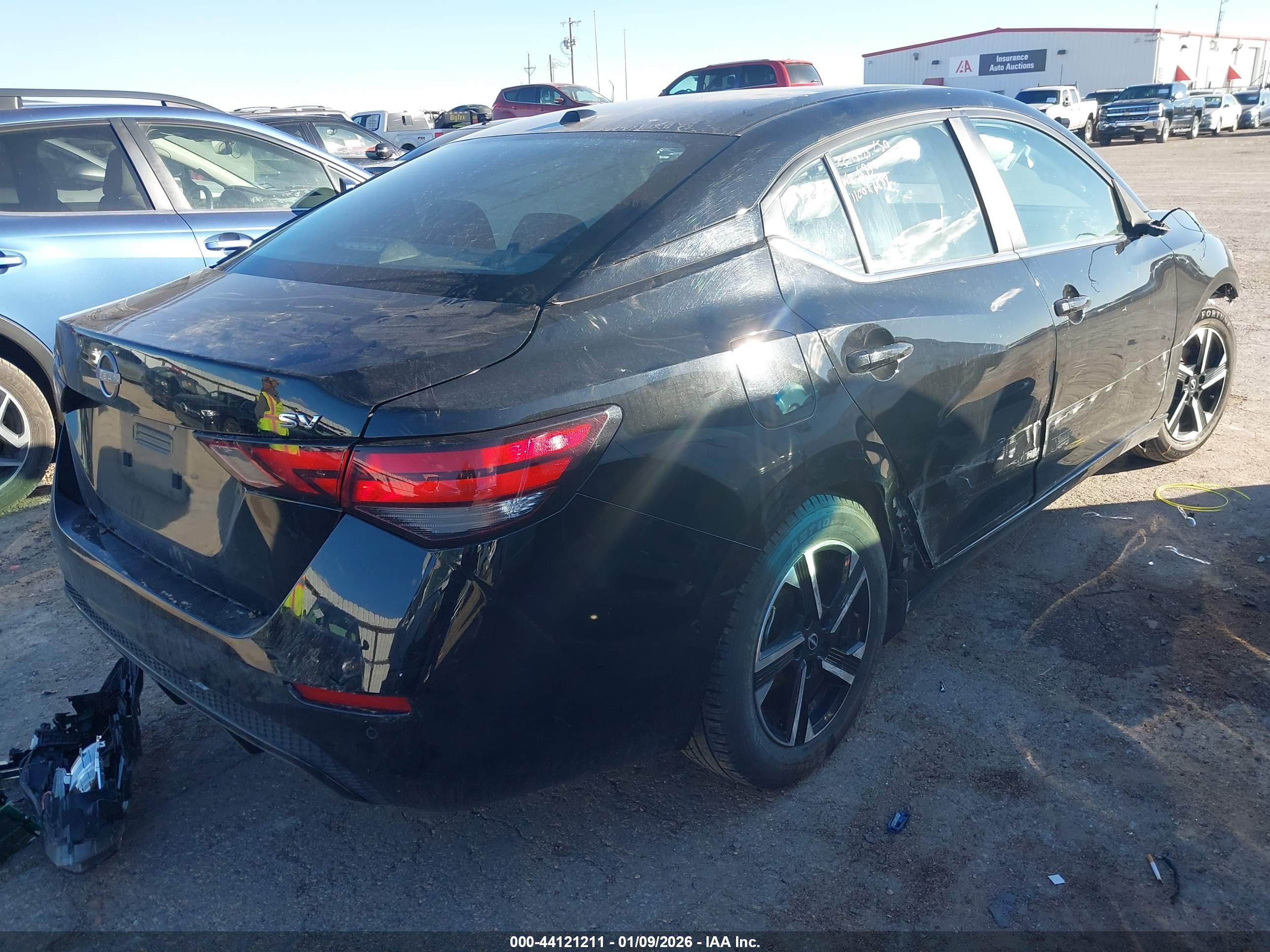 NISSAN SENTRA image 4