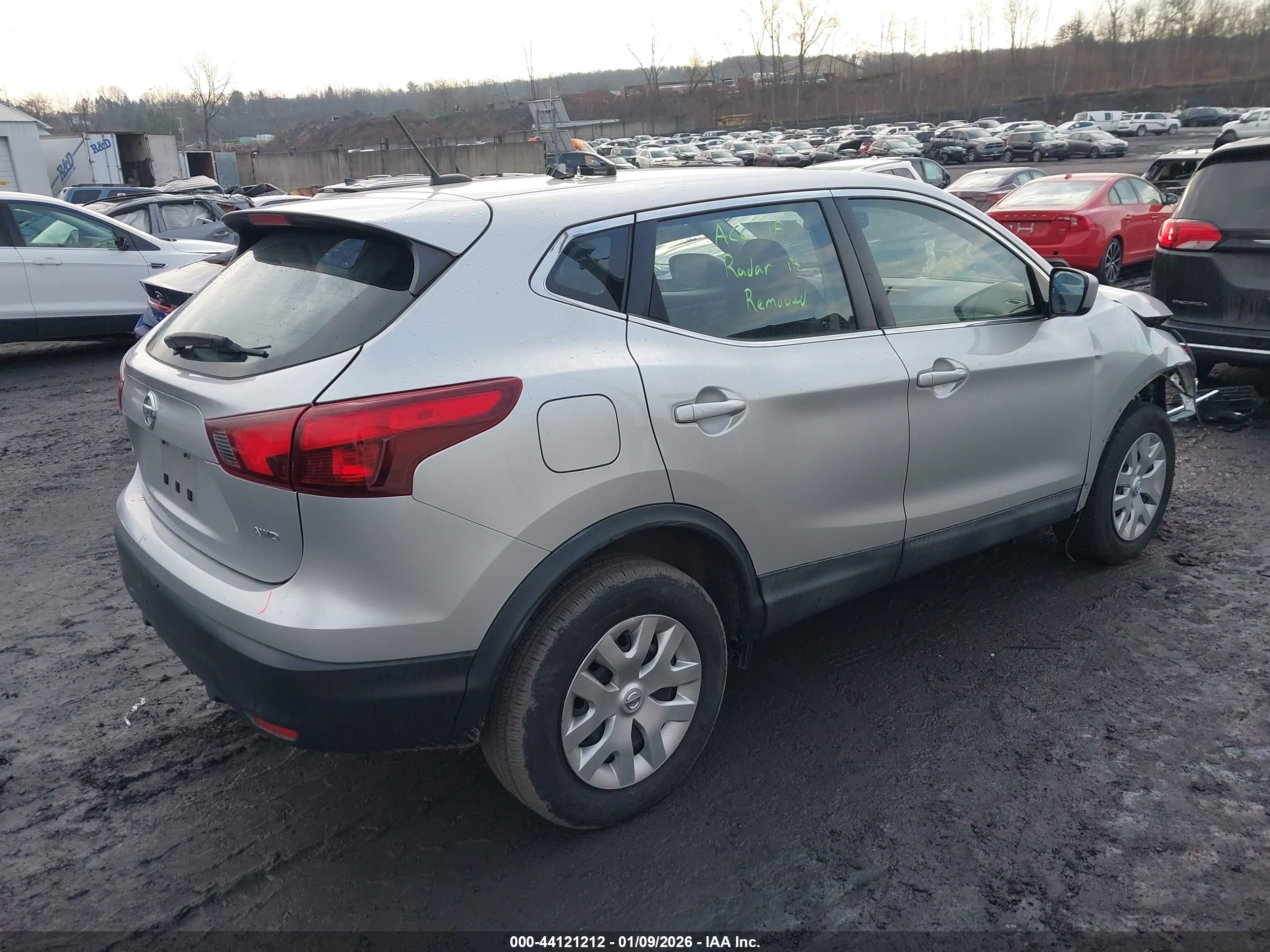 NISSAN ROGUE image 4