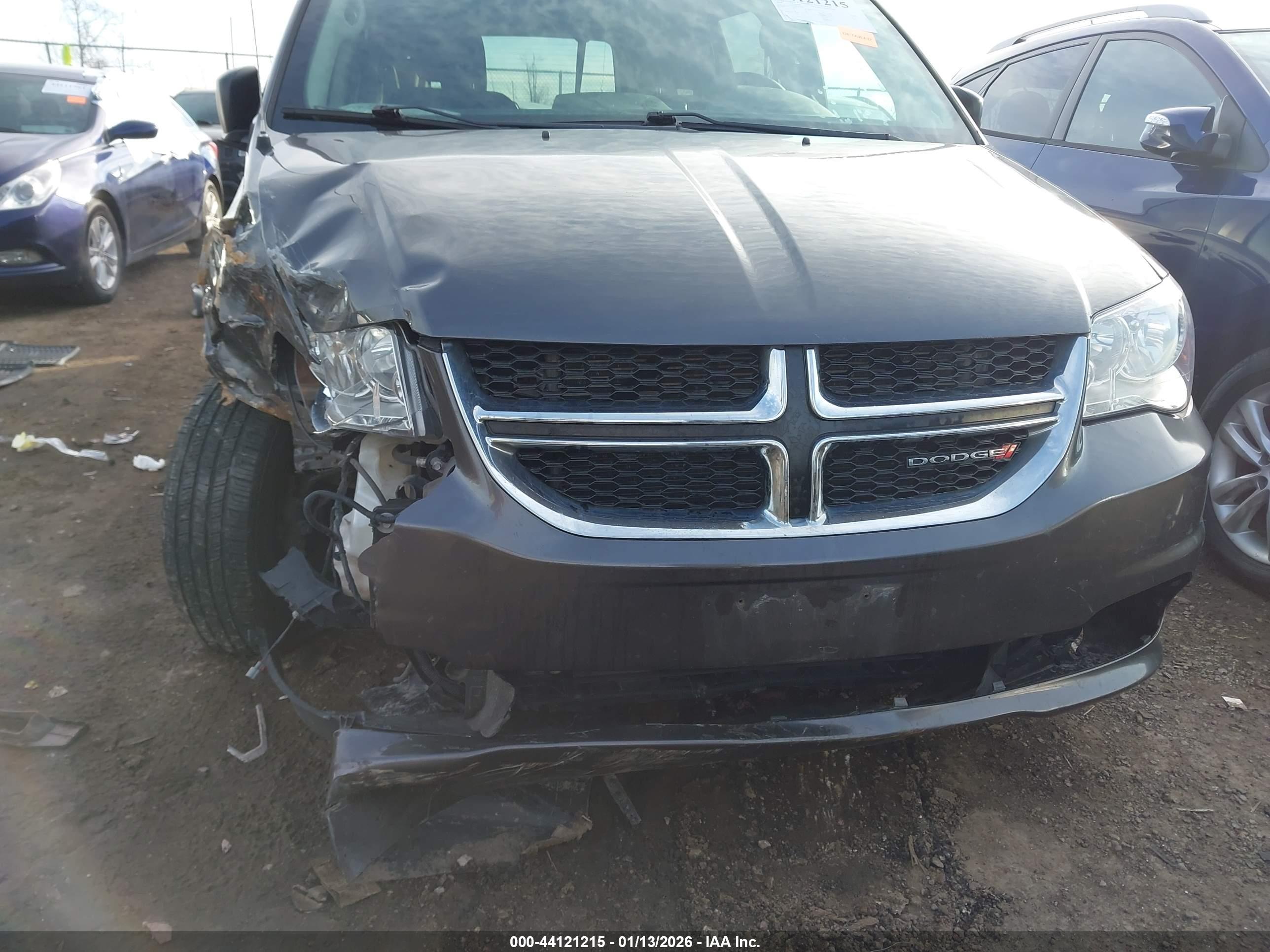 DODGE GRAND image 6