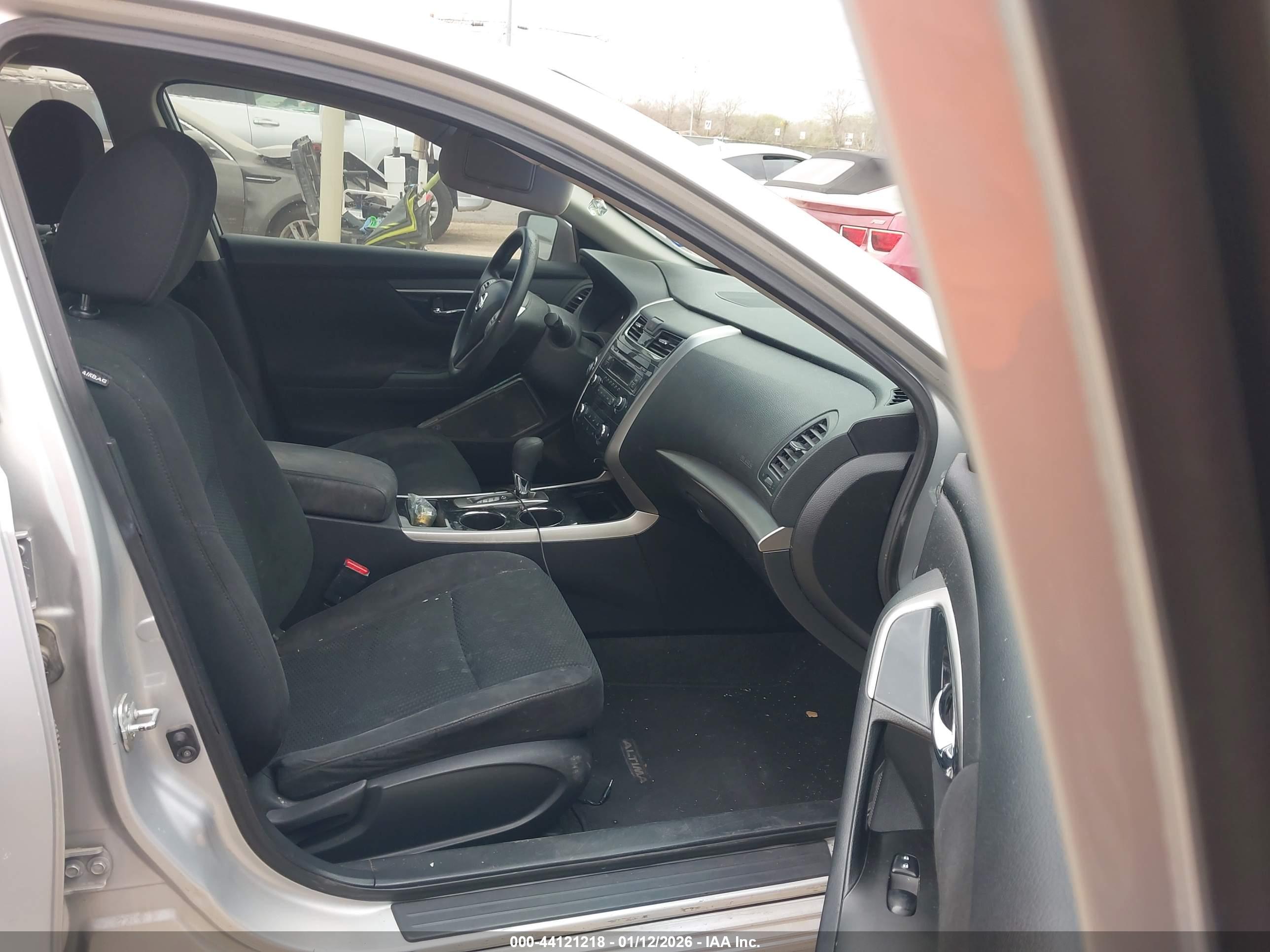 NISSAN ALTIMA image 5