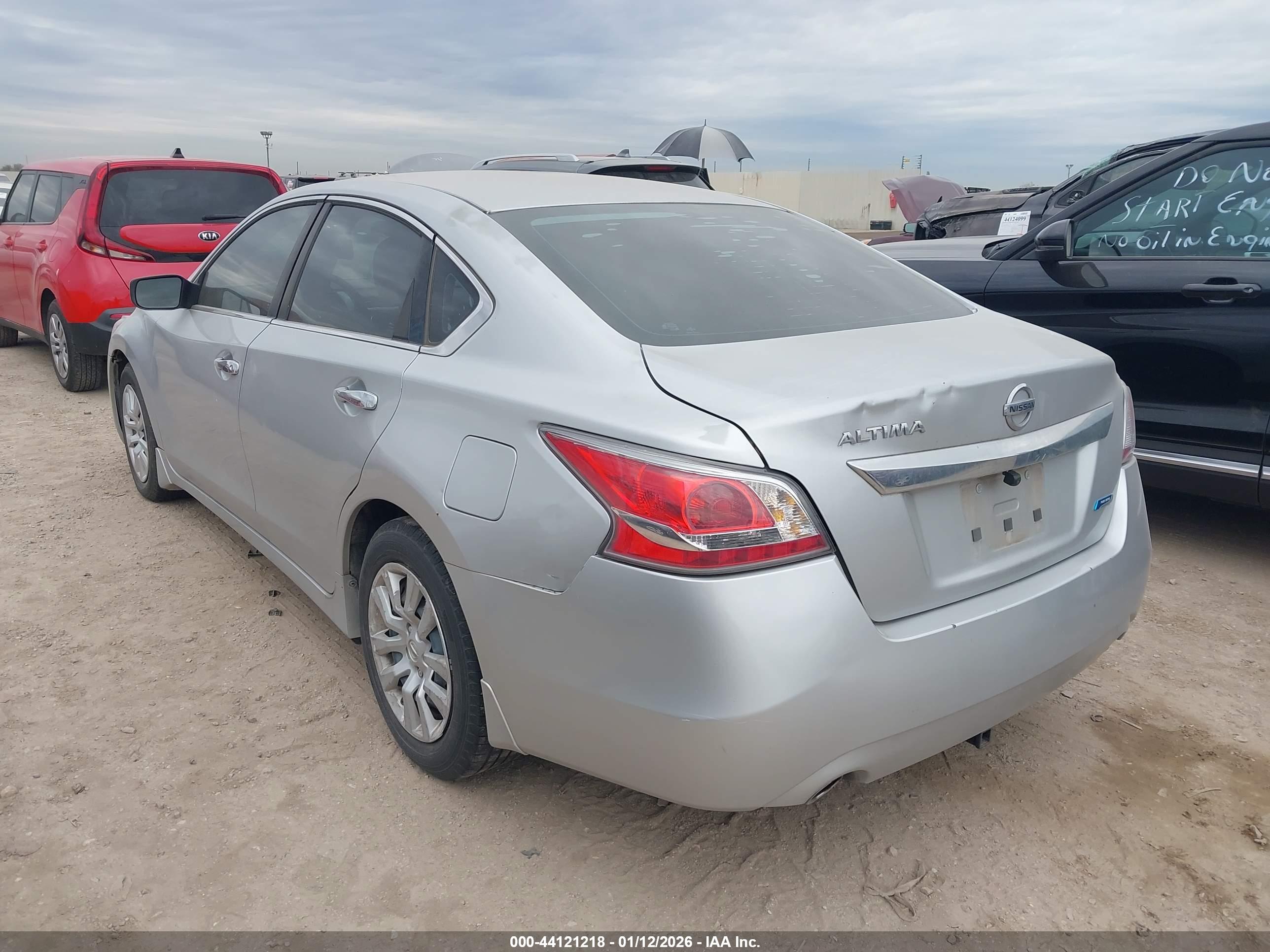 NISSAN ALTIMA image 6