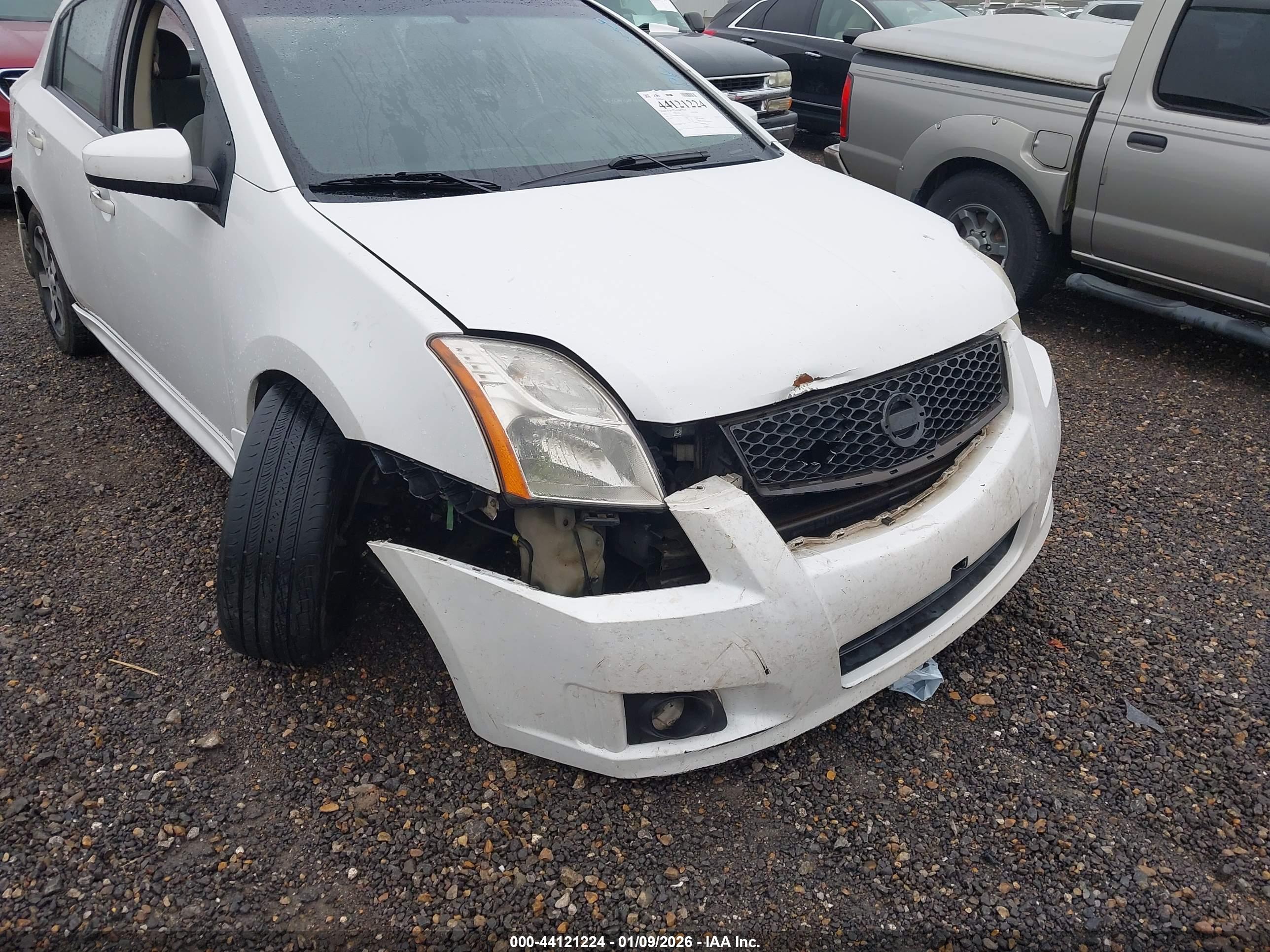 NISSAN SENTRA image 6