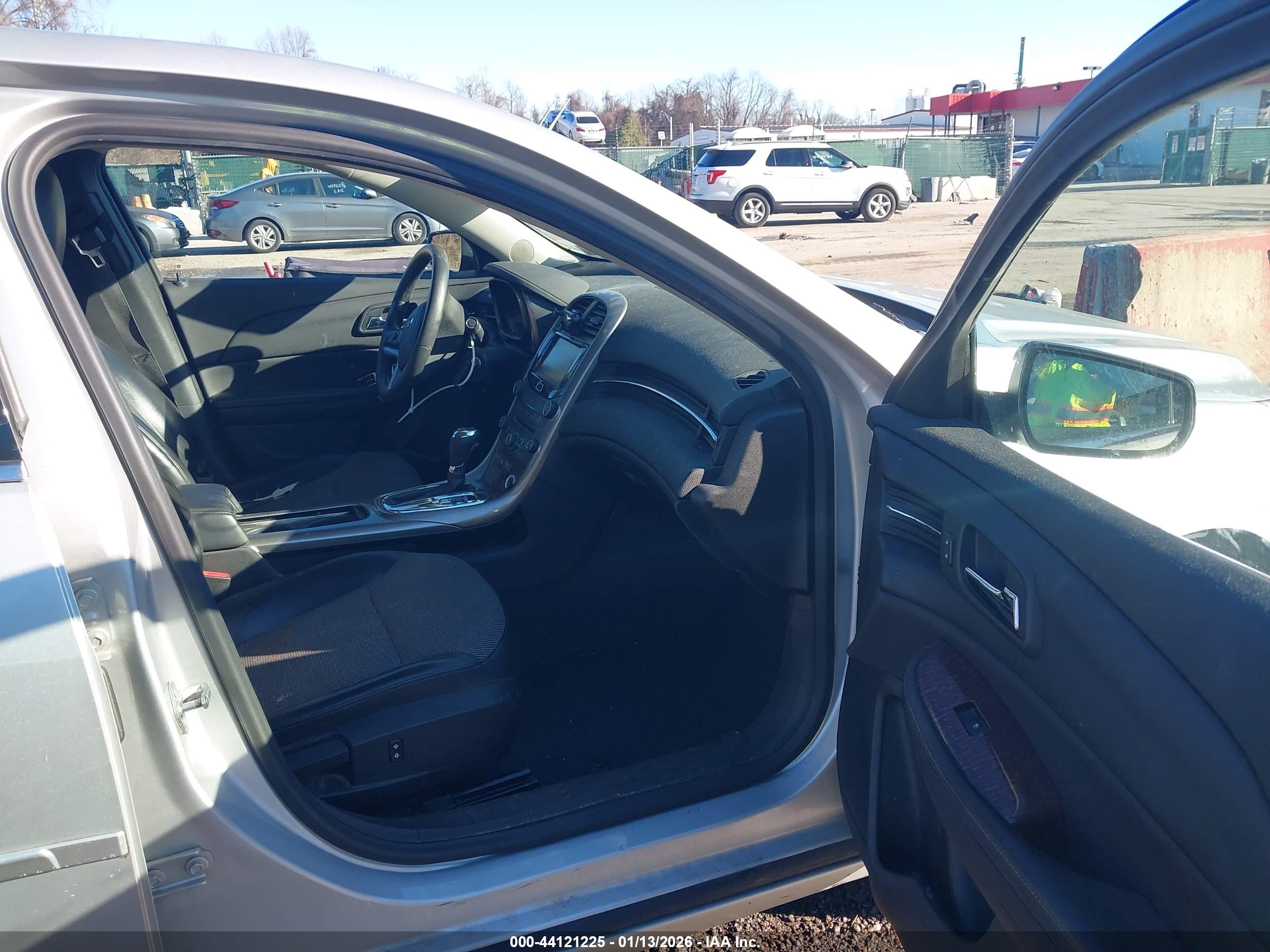 CHEVROLET MALIBU image 5