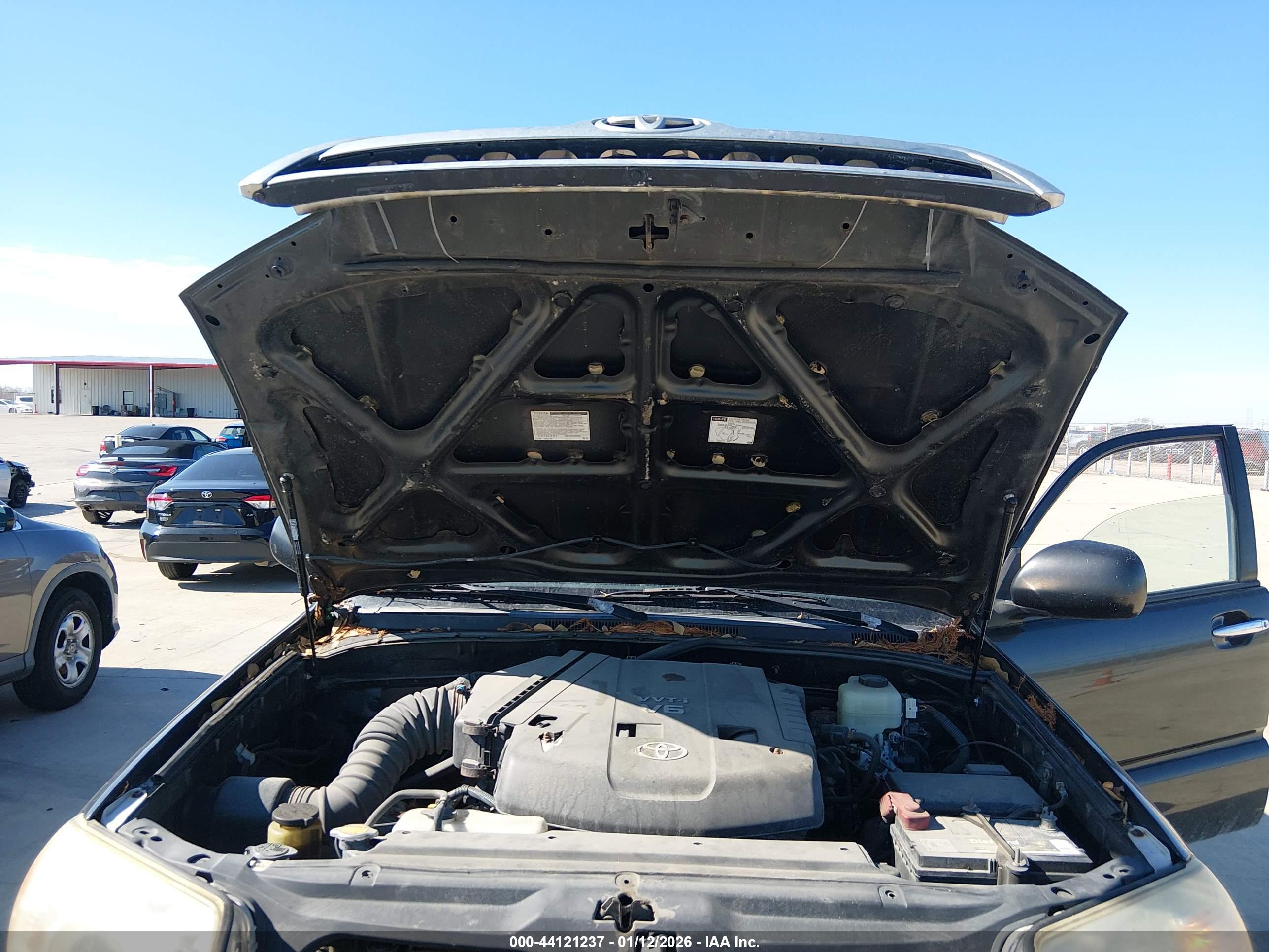 TOYOTA 4RUNNER image 10