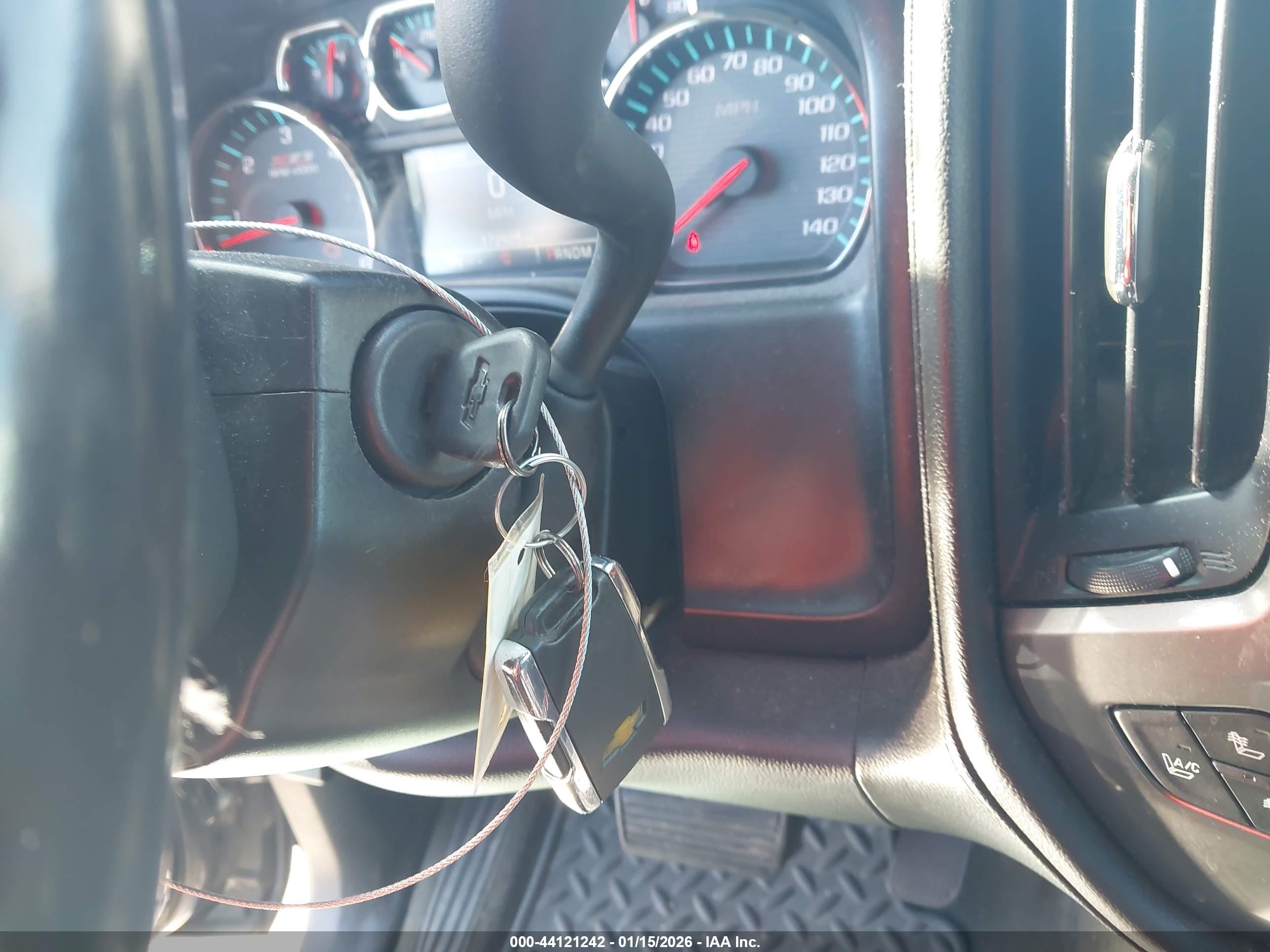 CHEVROLET SILVERADO image 11