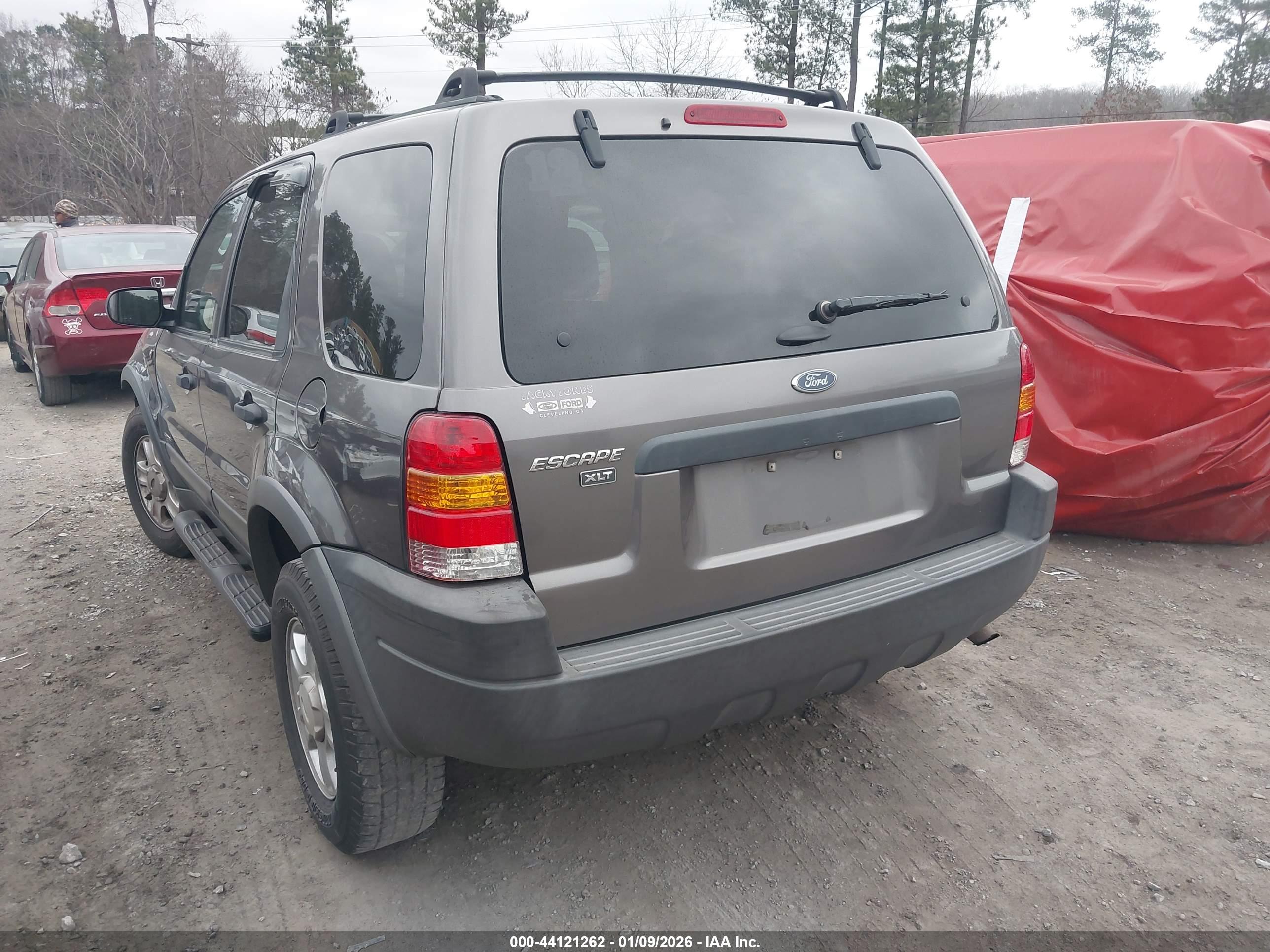 FORD ESCAPE image 3