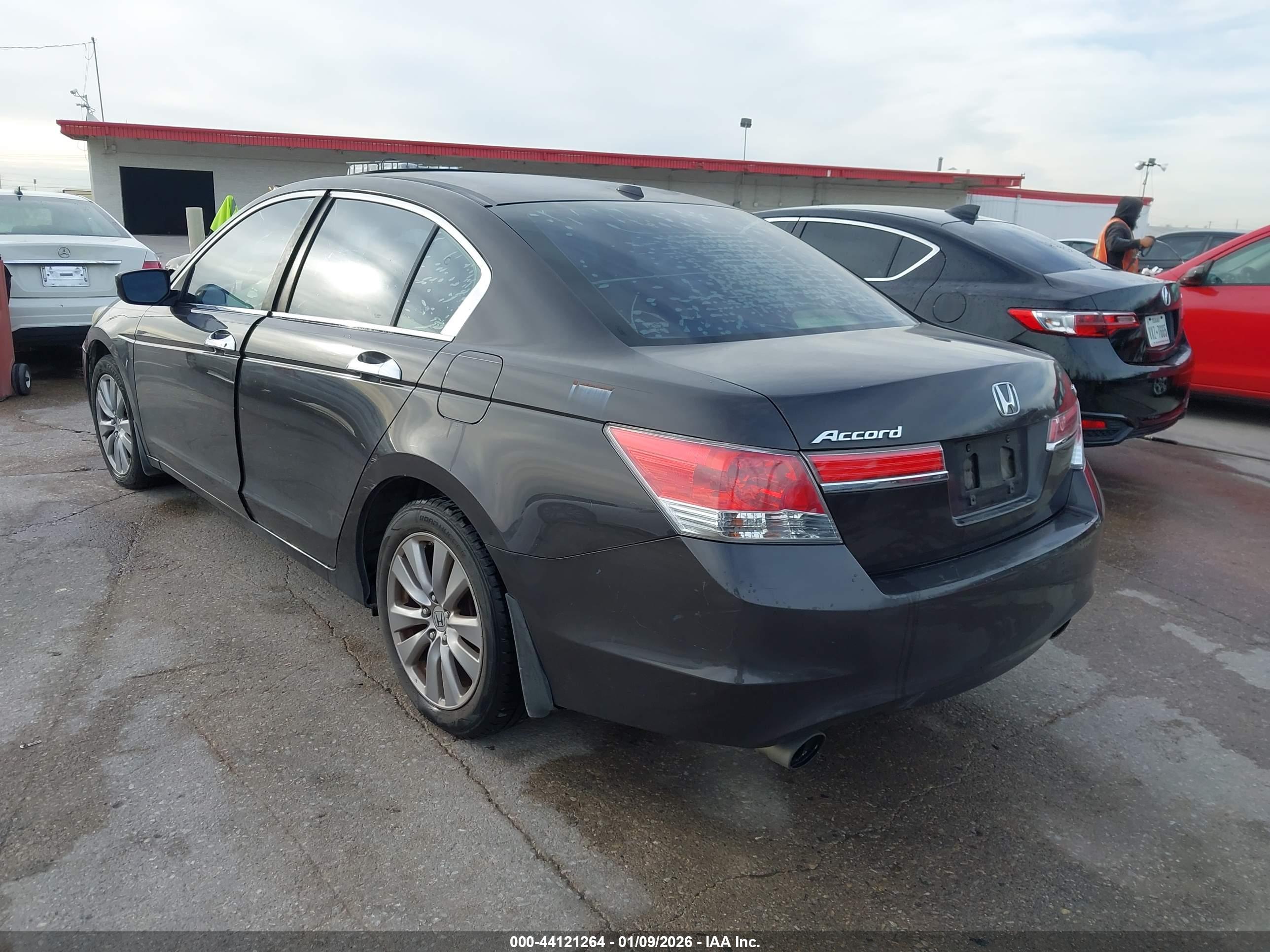 HONDA ACCORD image 3